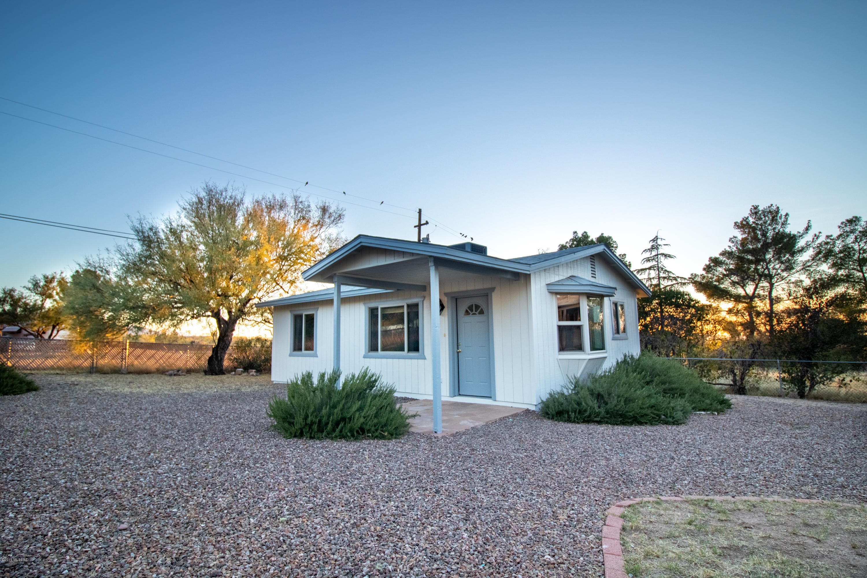 2145 W Paseo Redondo