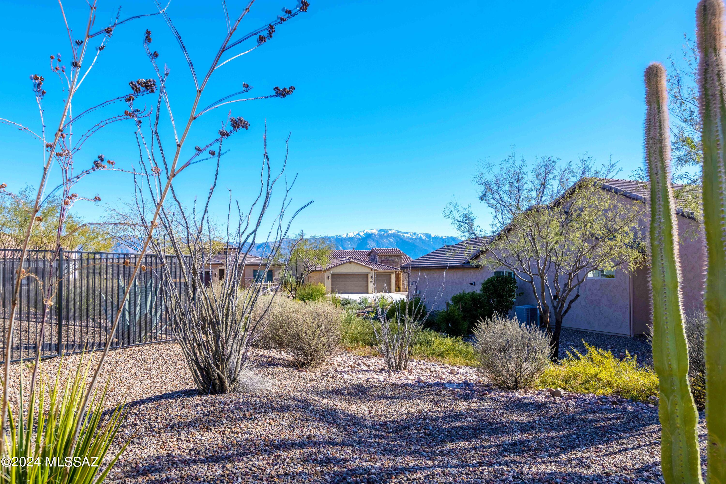 61711 E Dead Wood Trail