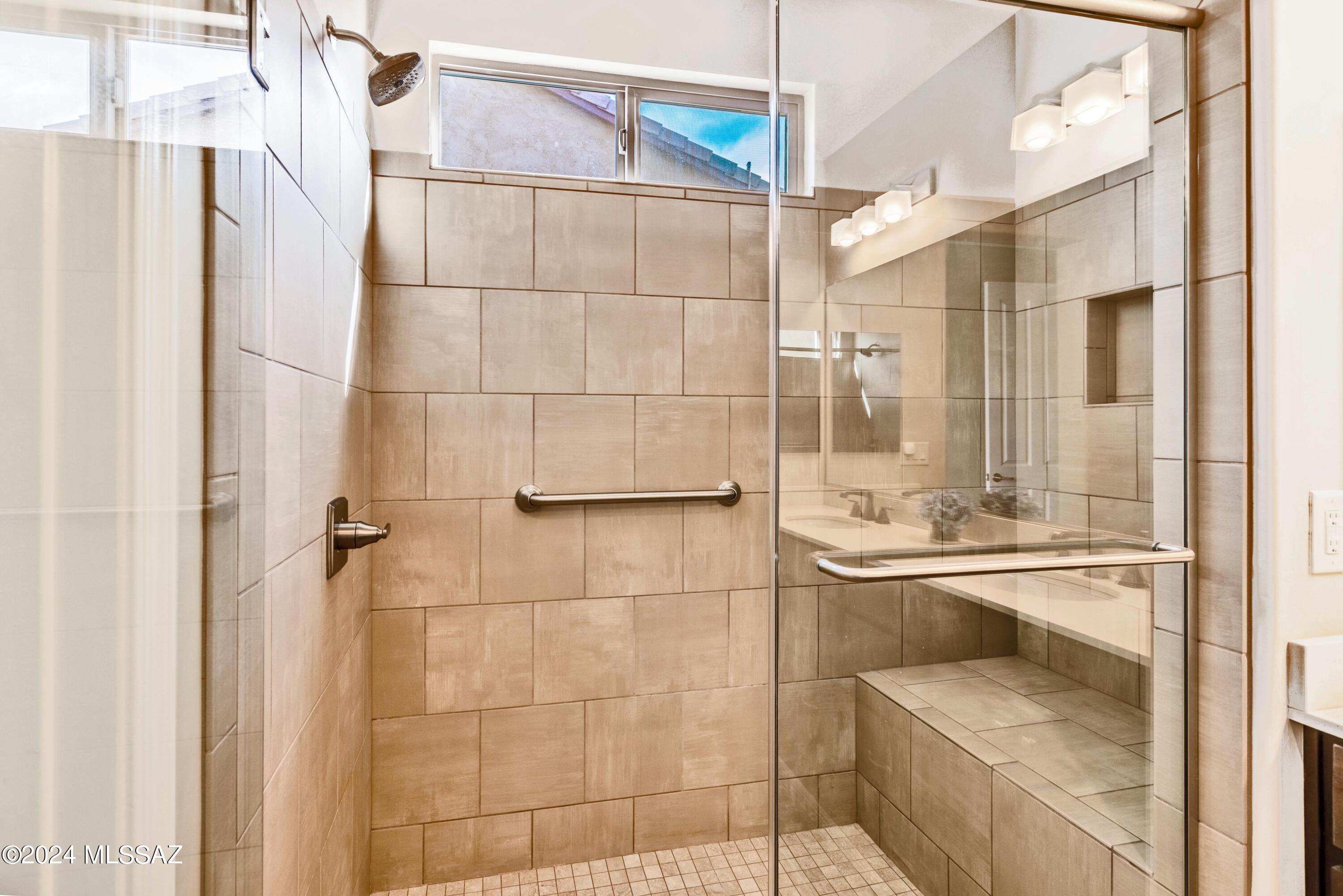 61711 E Dead Wood Trail