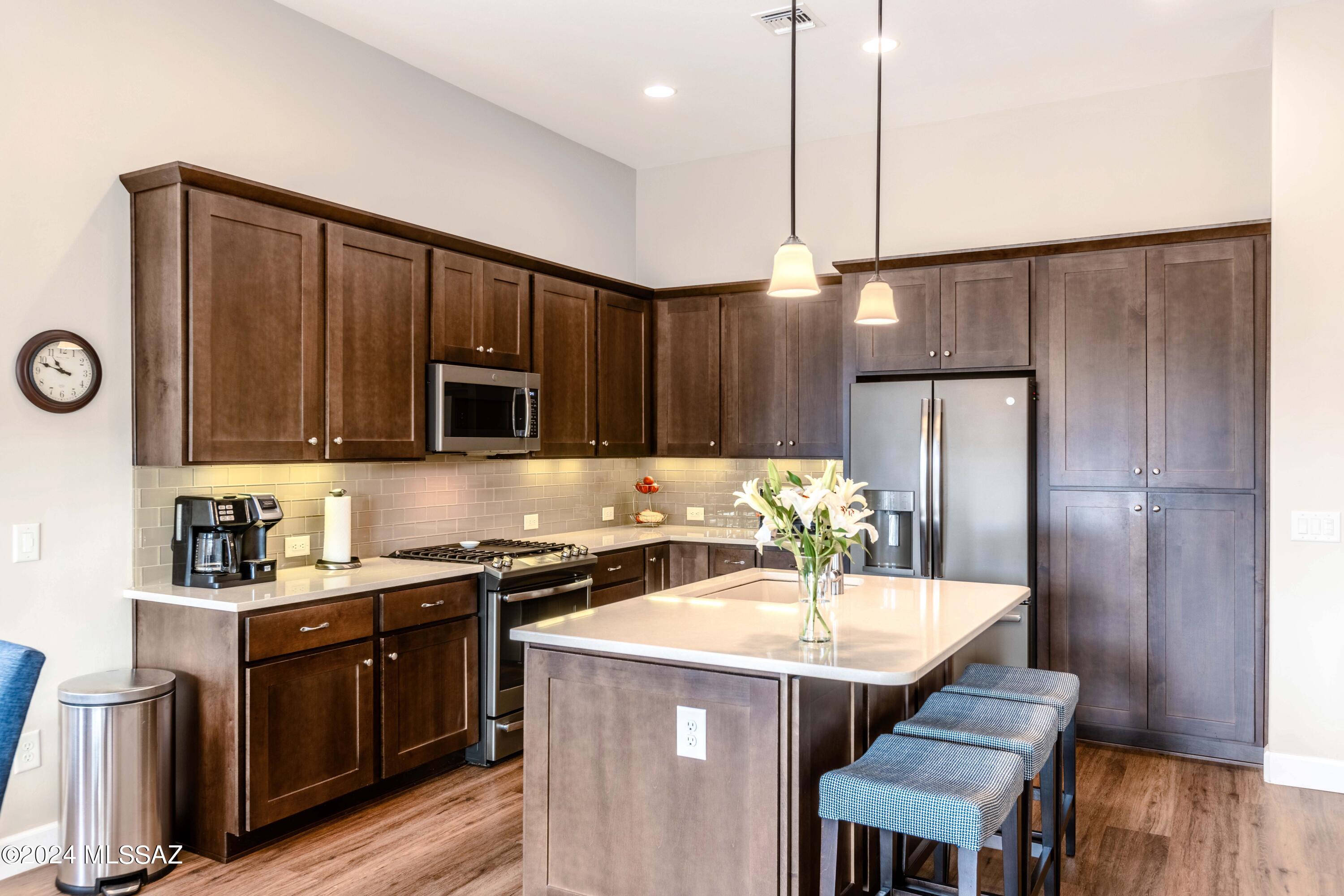 61711 E Dead Wood Trail