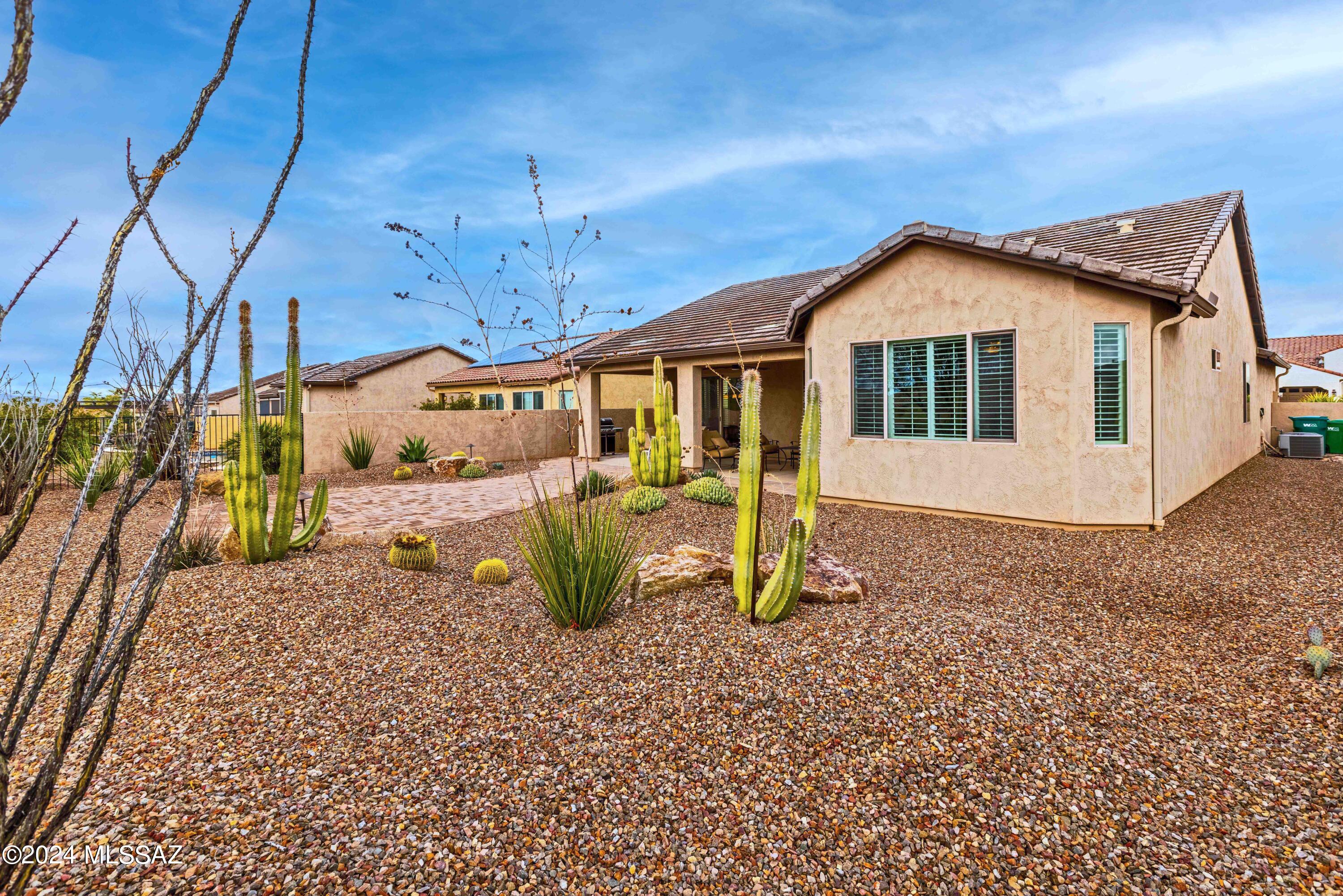 61711 E Dead Wood Trail