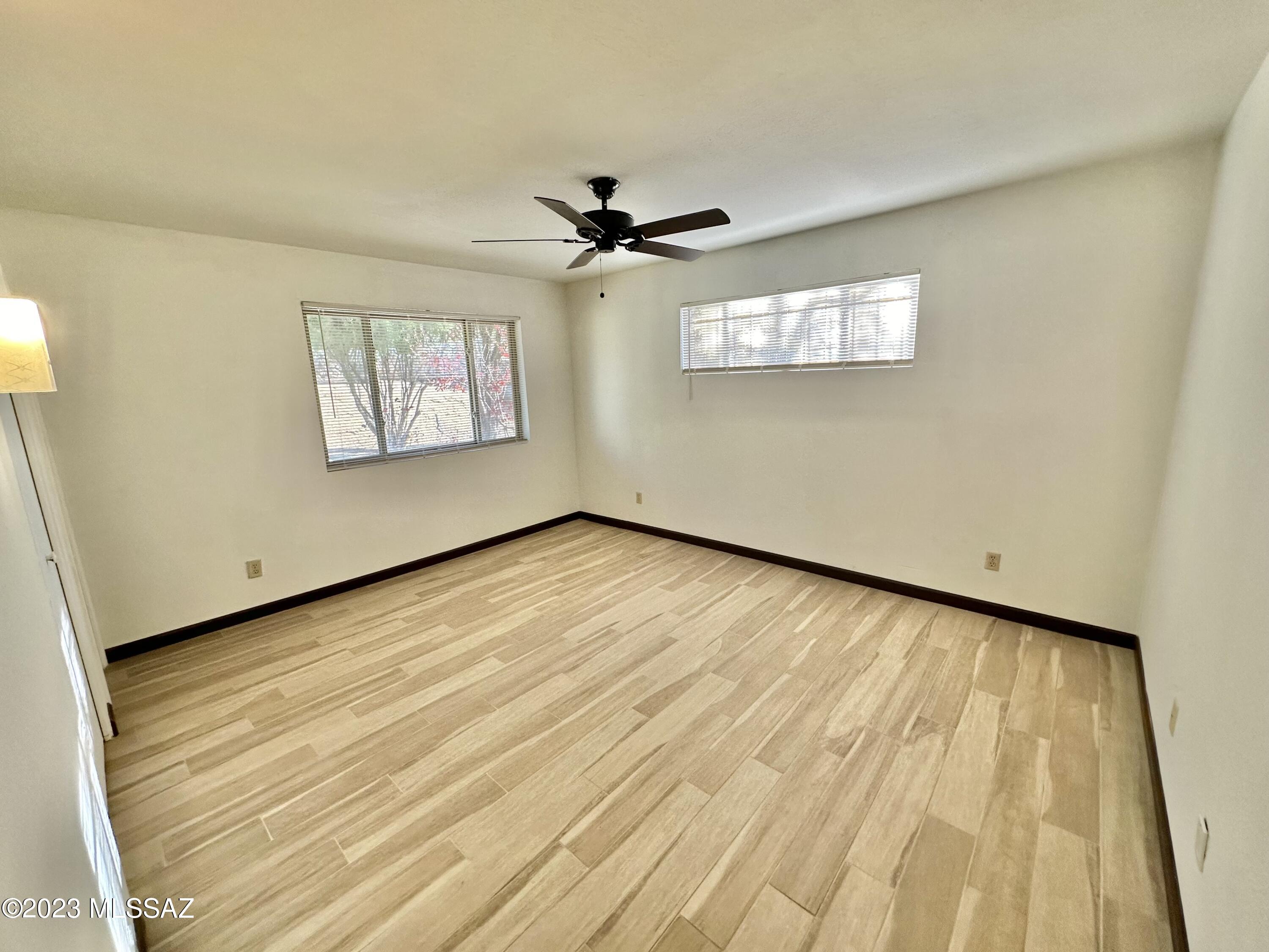 1905 W Paseo Redondo
