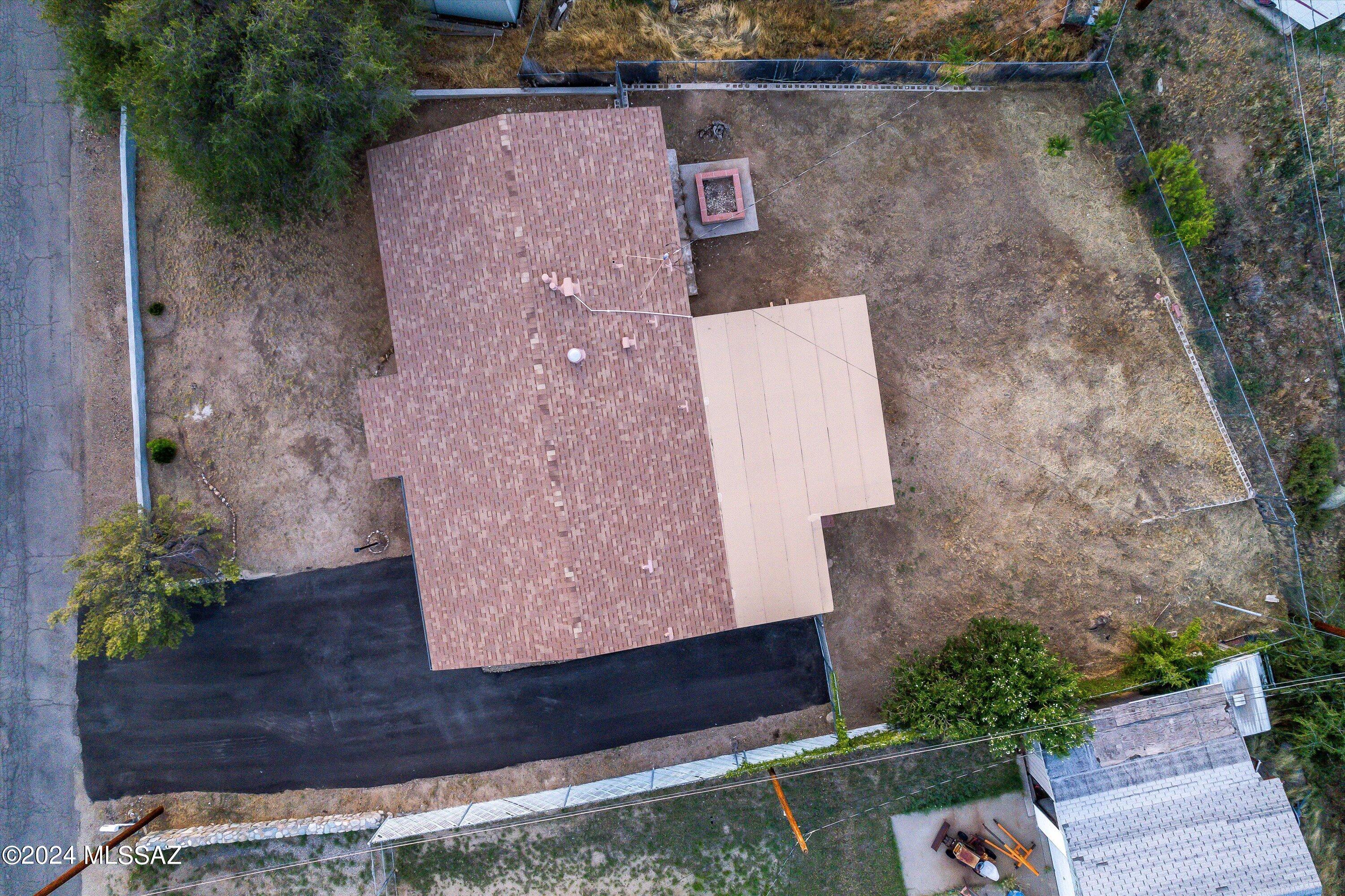 465 N Chaparral Street