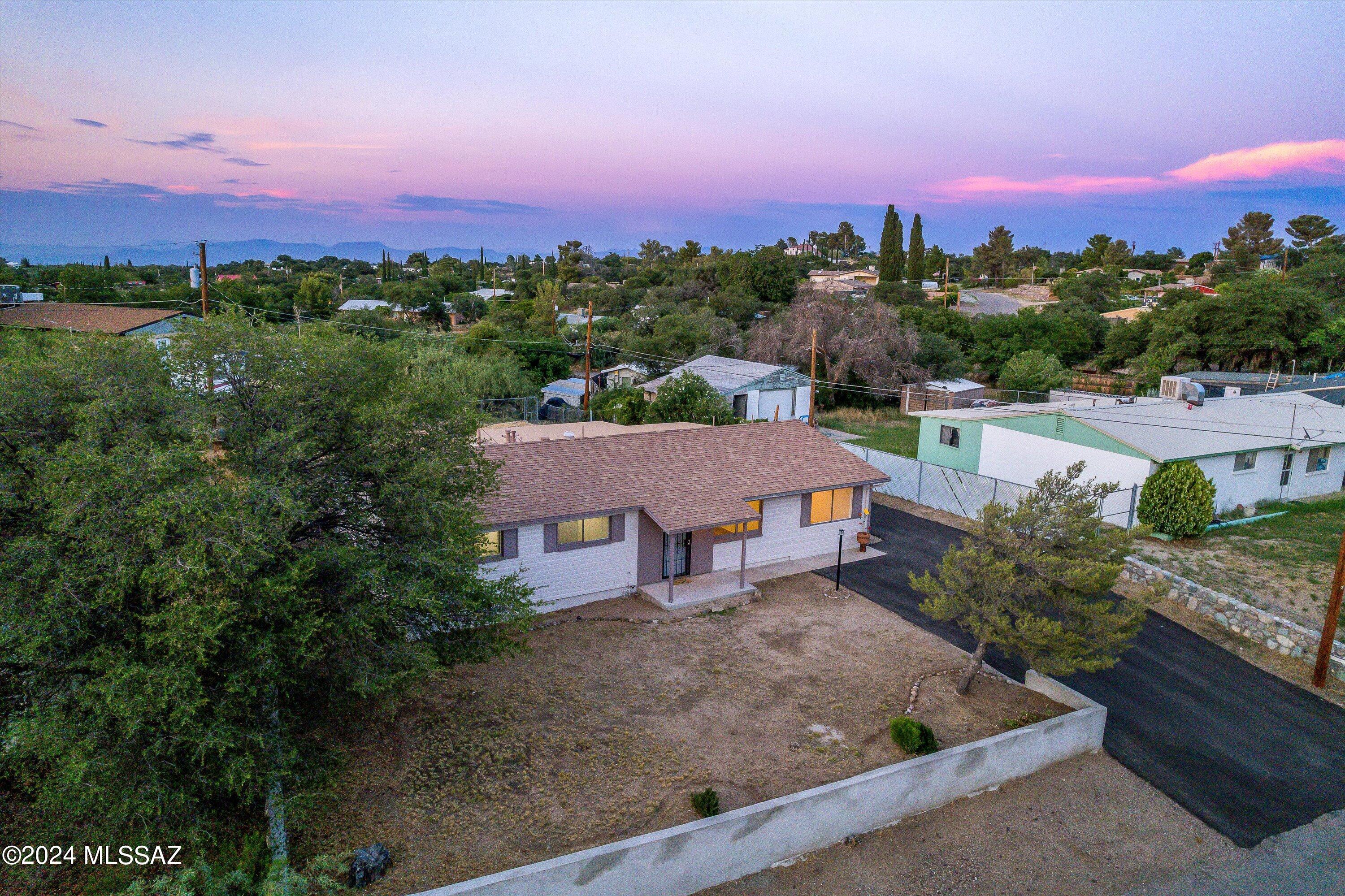 465 N Chaparral Street