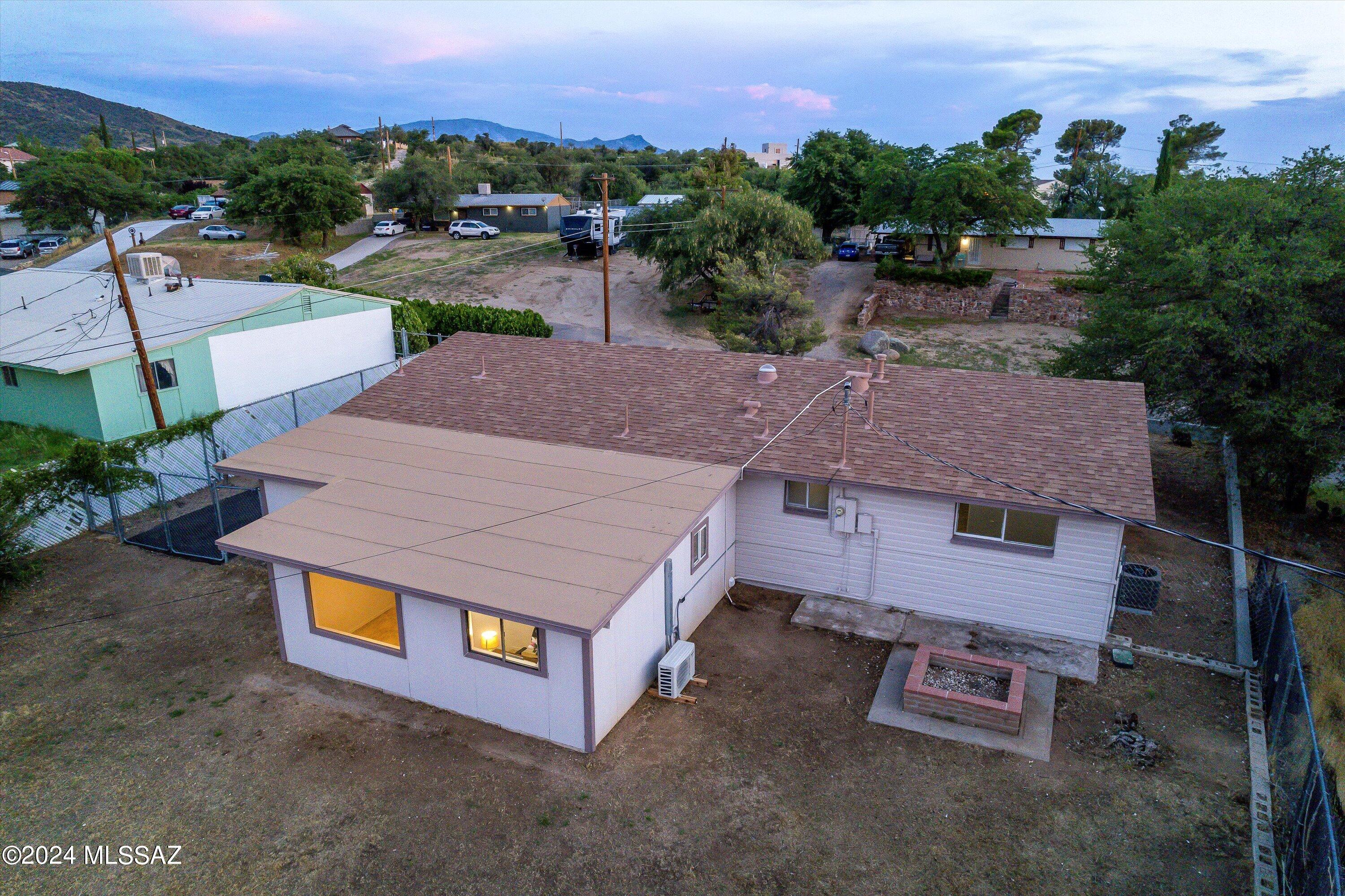 465 N Chaparral Street