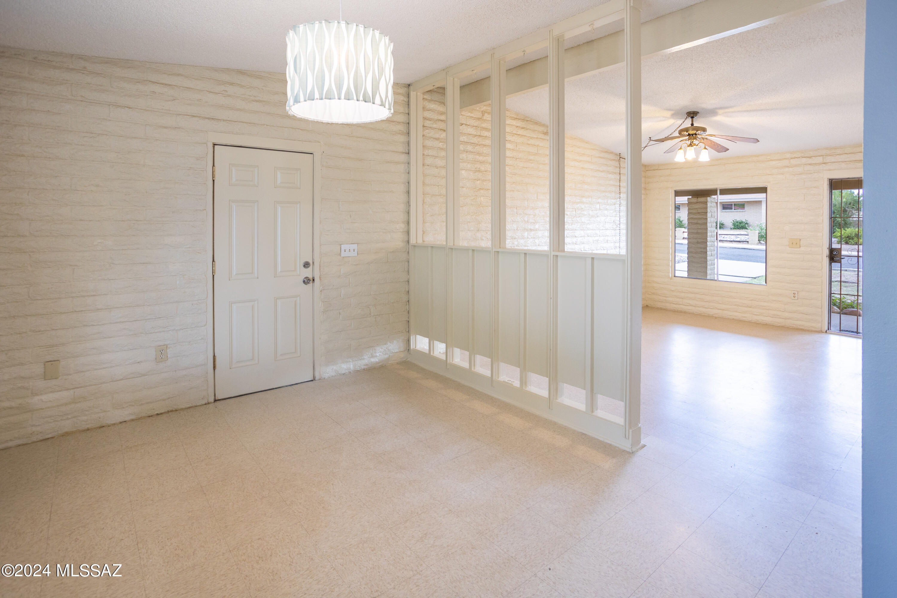 206 E Avenue H Avenue