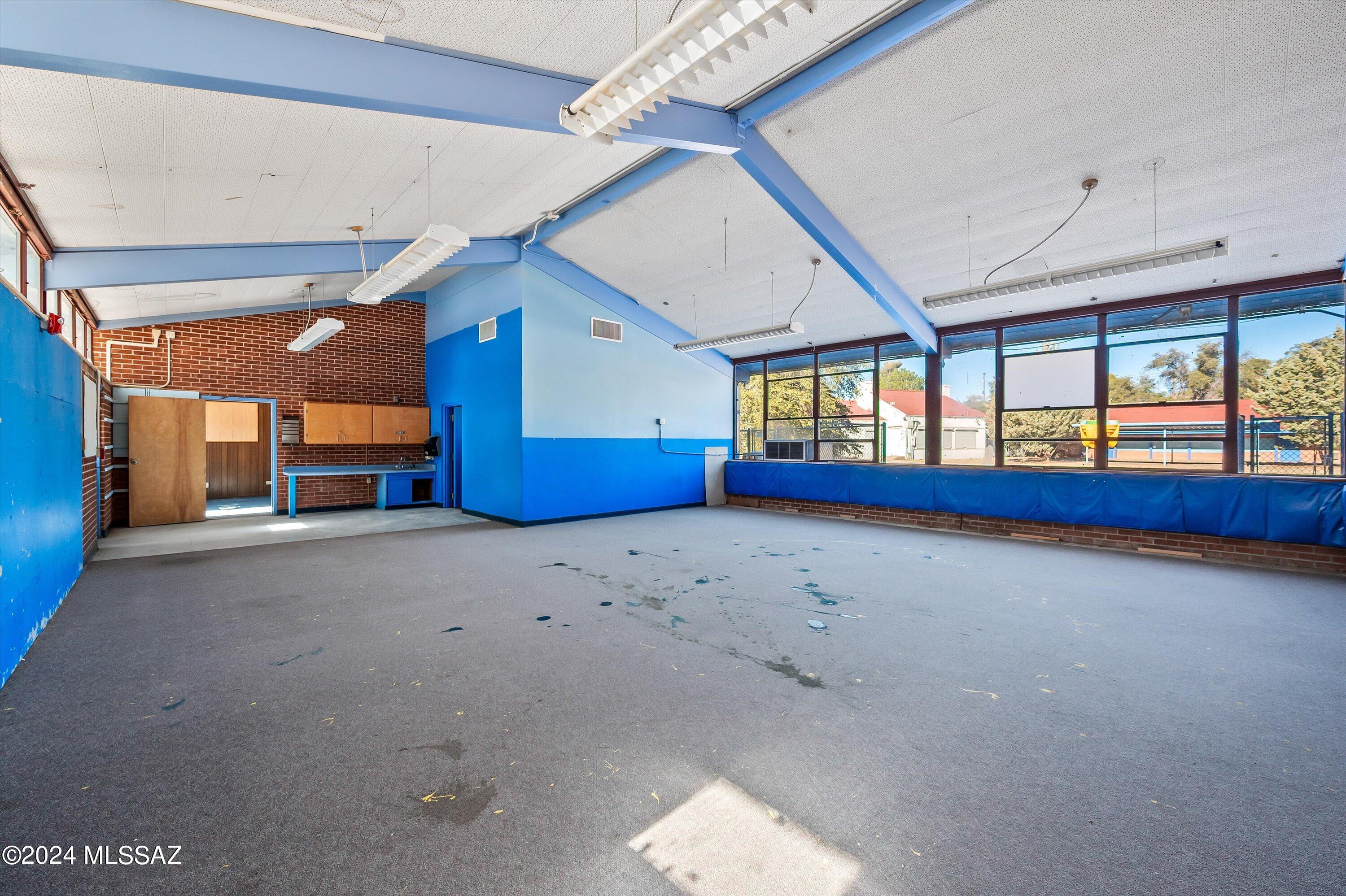 725 N Carpenter Drive