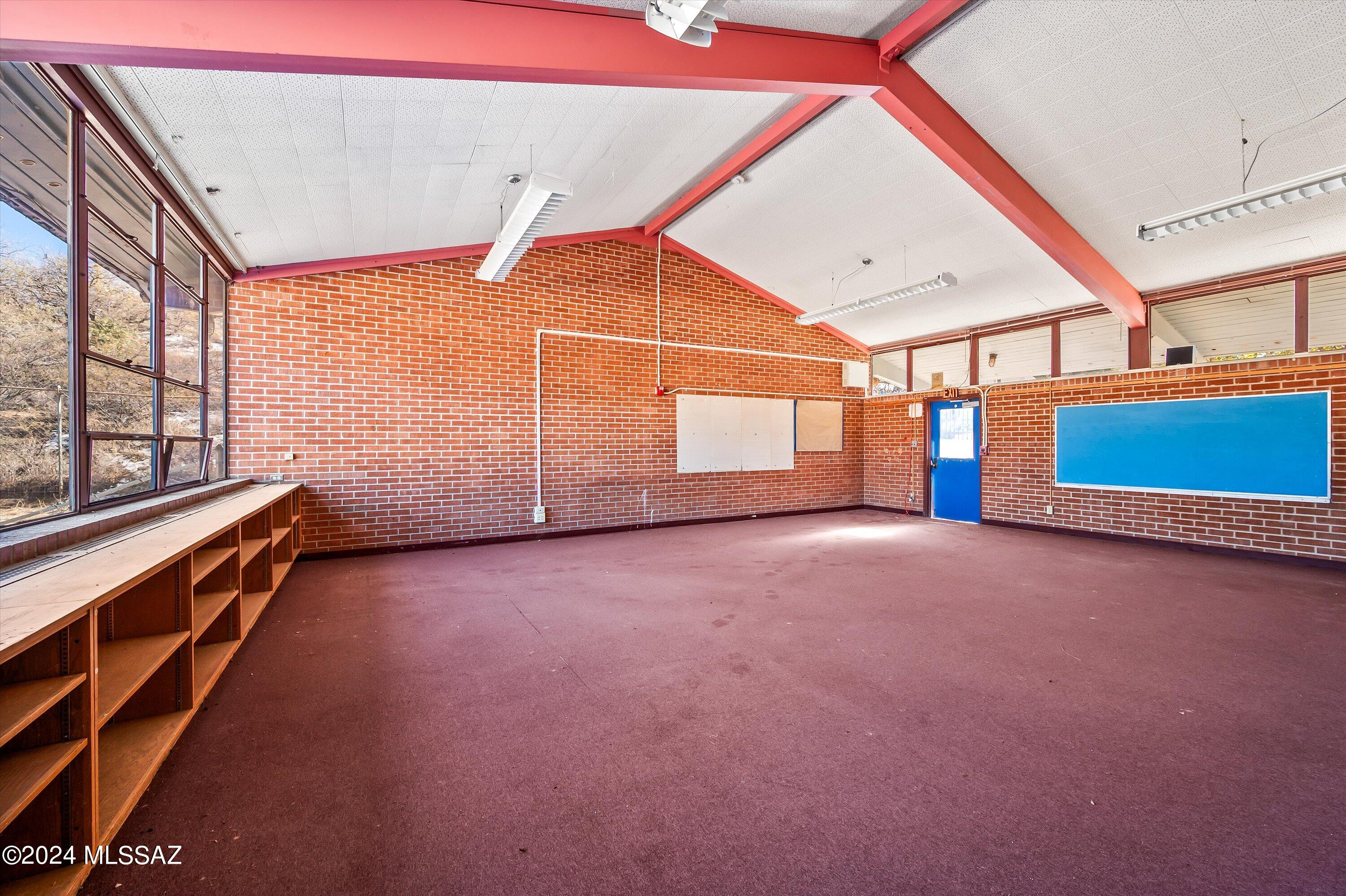 725 N Carpenter Drive