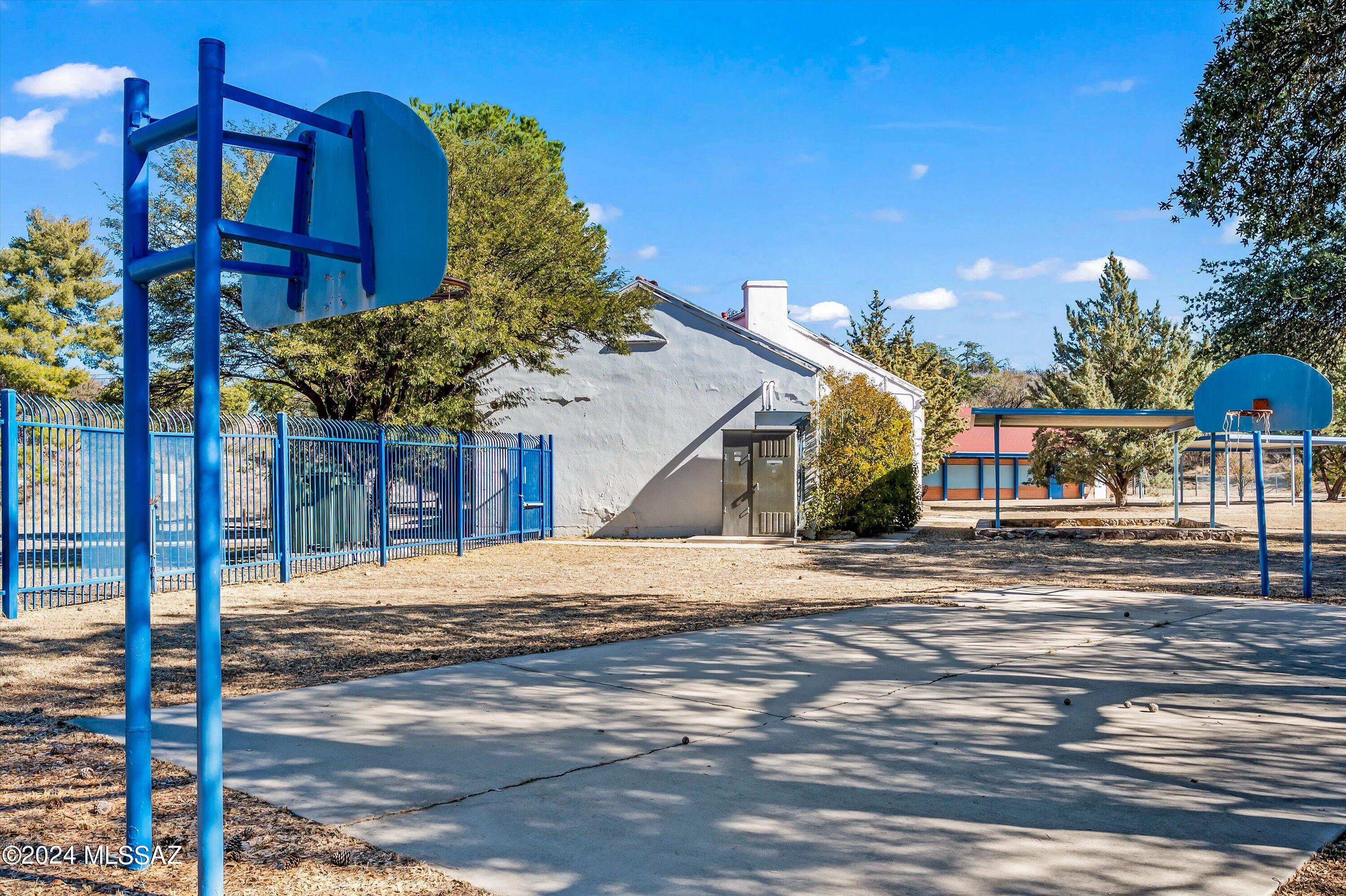 725 N Carpenter Drive