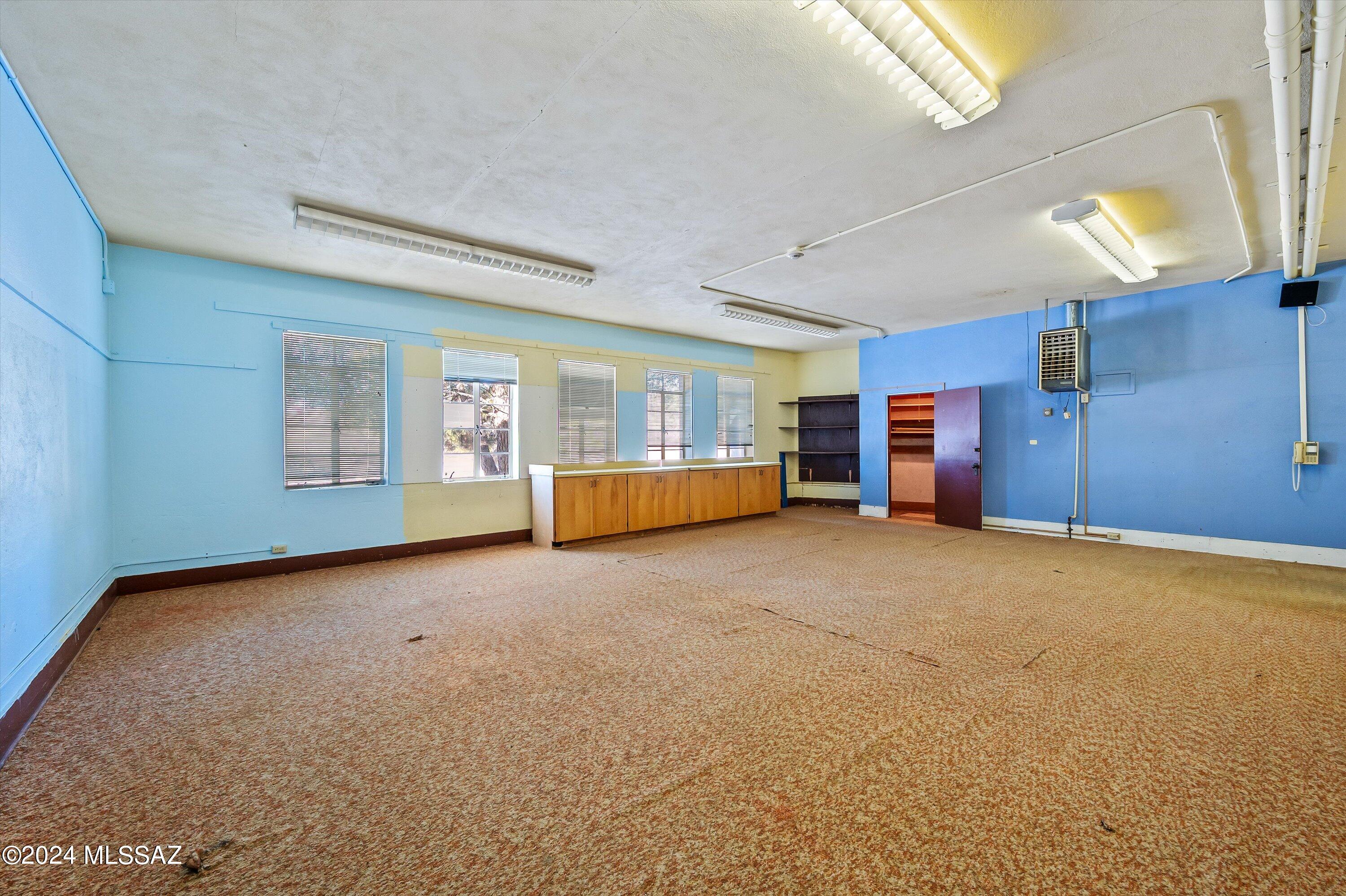 725 N Carpenter Drive