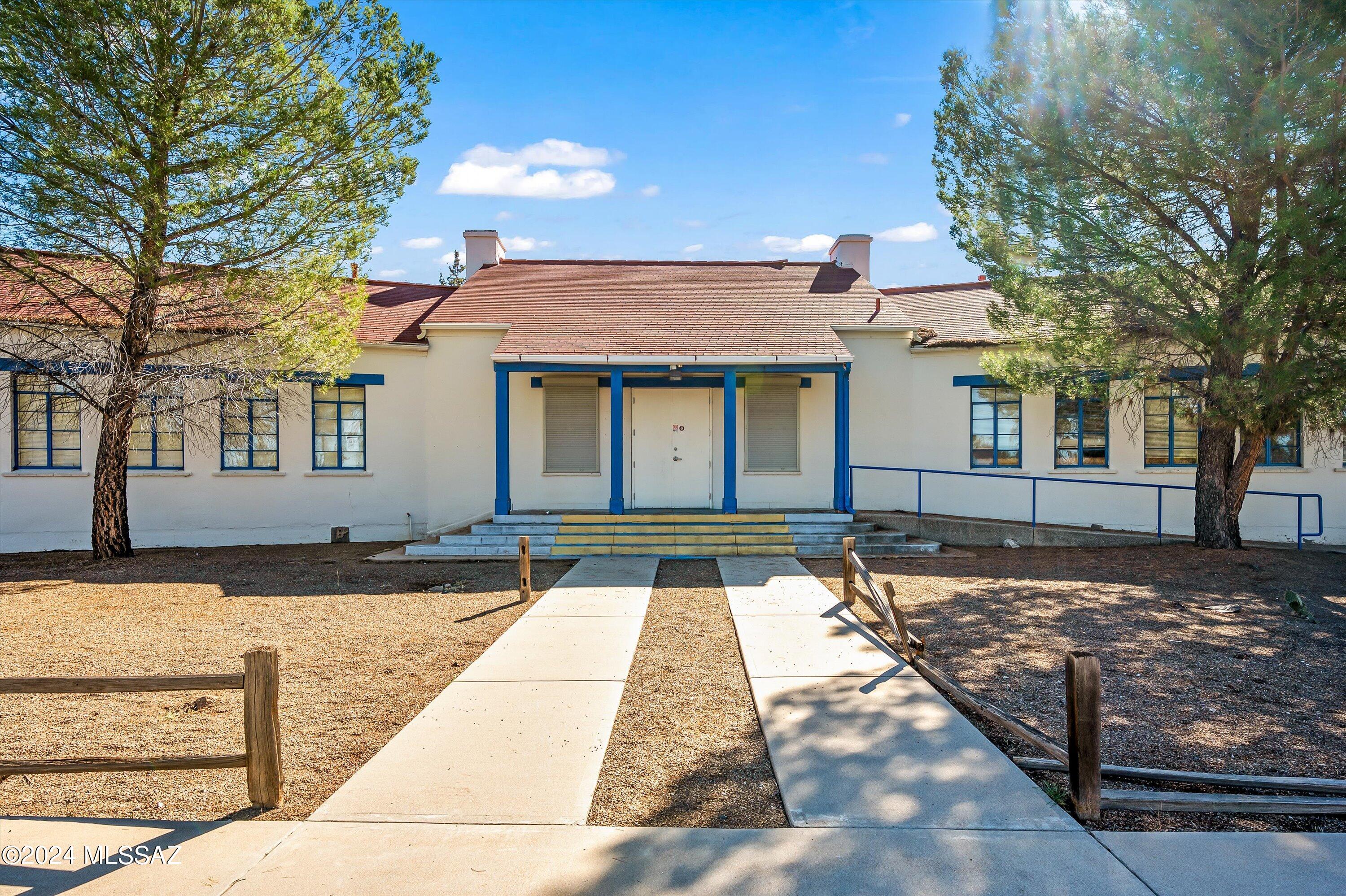 725 N Carpenter Drive