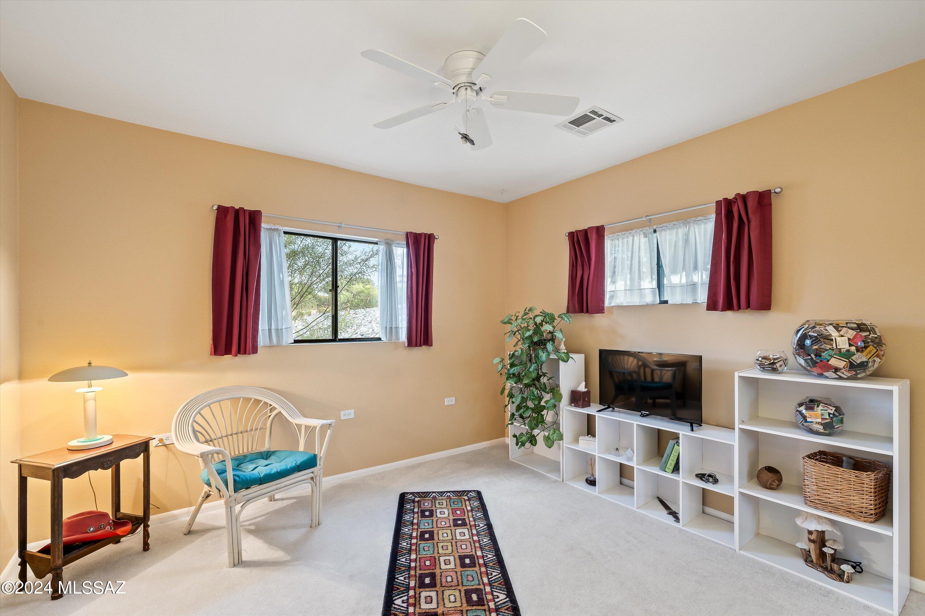 913 N Two O'clock Hill Road