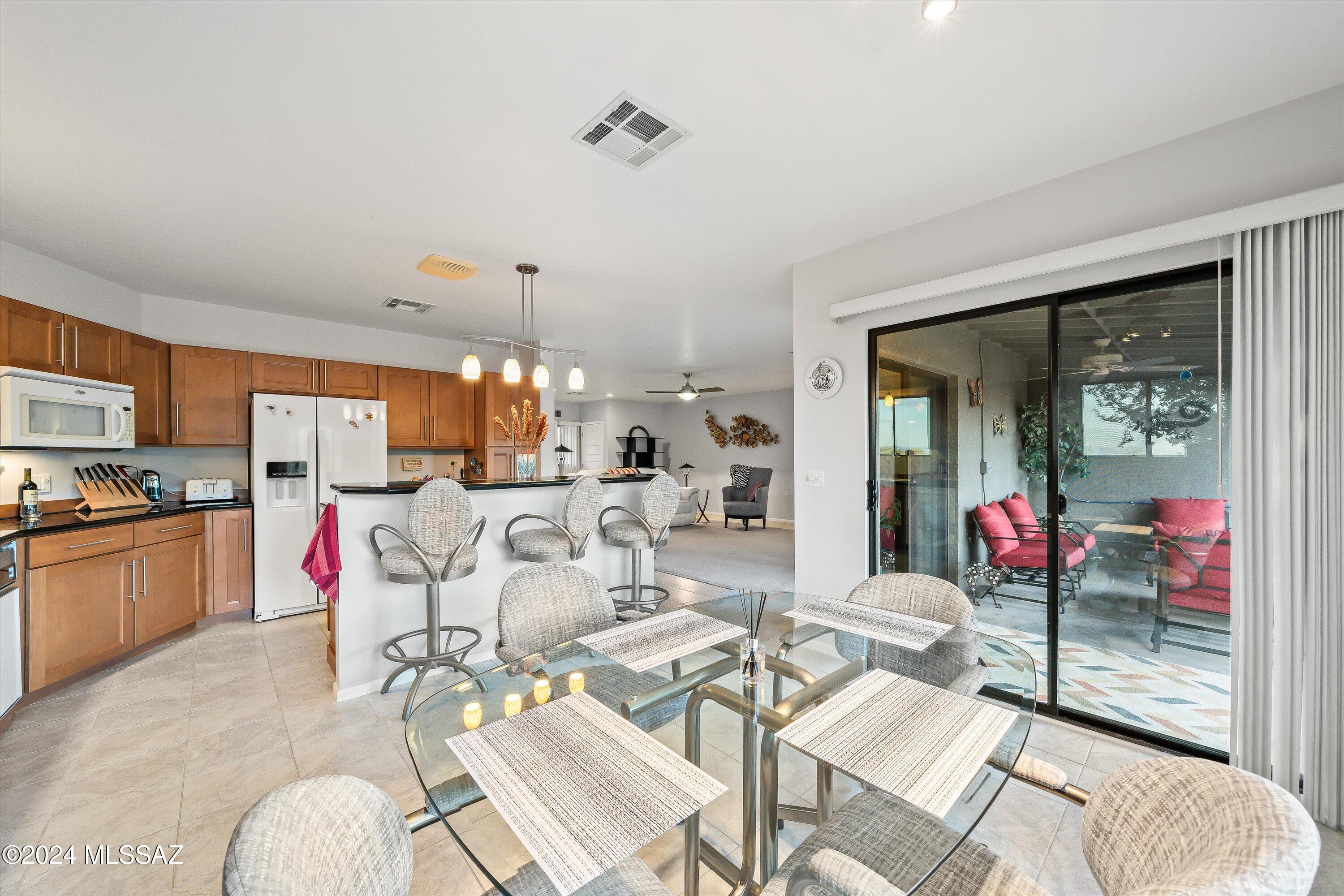 913 N Two O'clock Hill Road