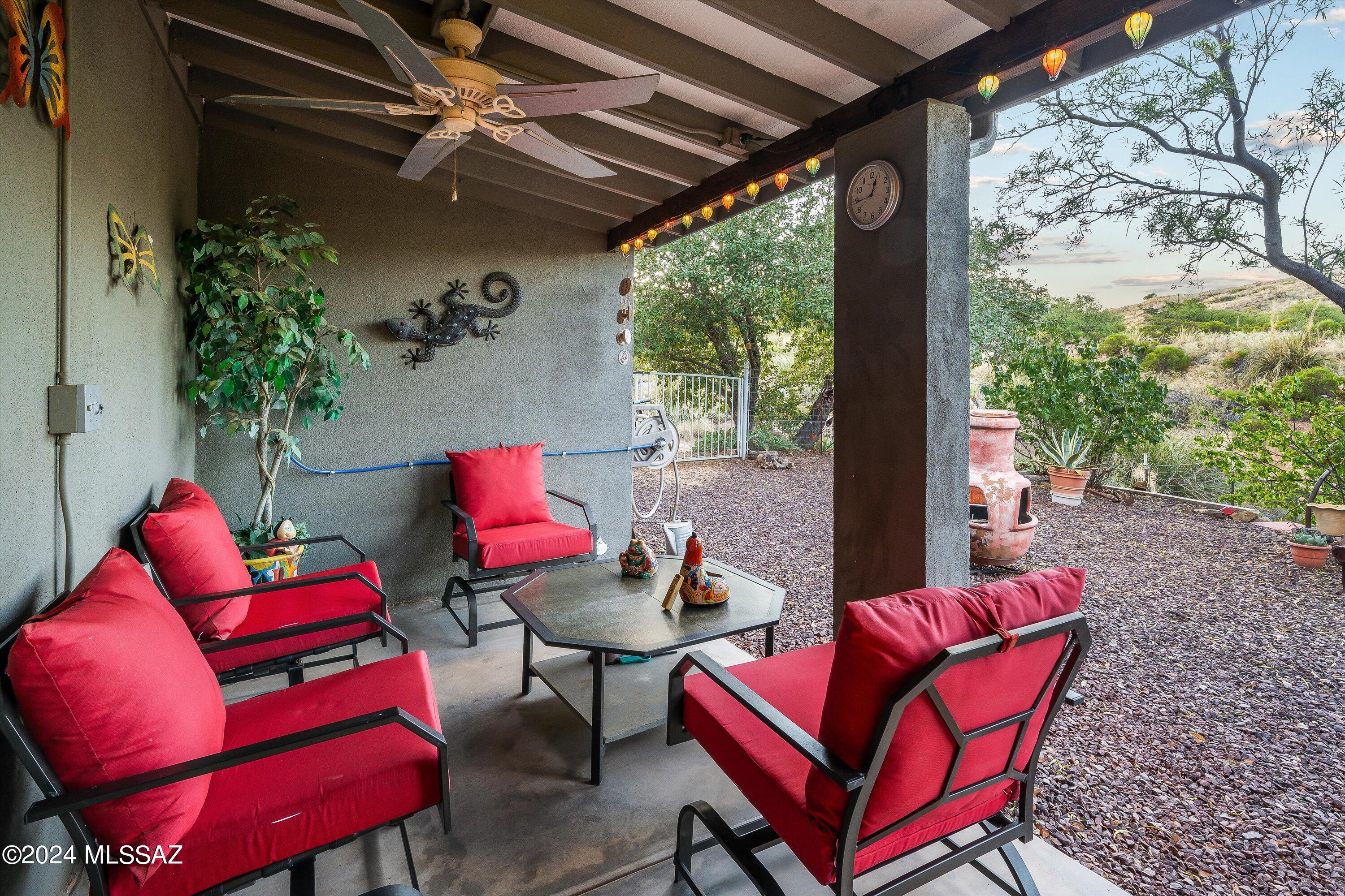 913 N Two O'clock Hill Road