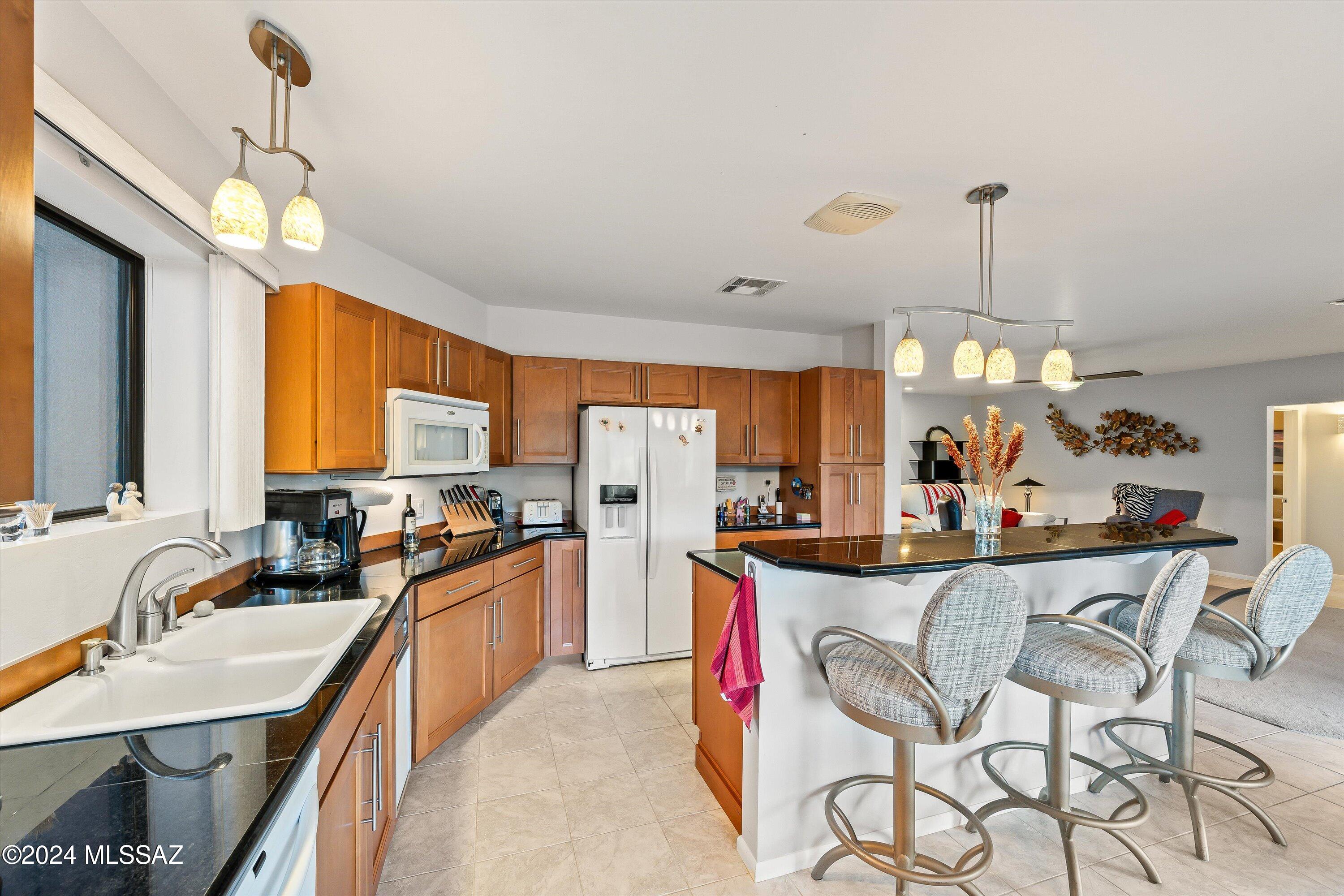 913 N Two O'clock Hill Road