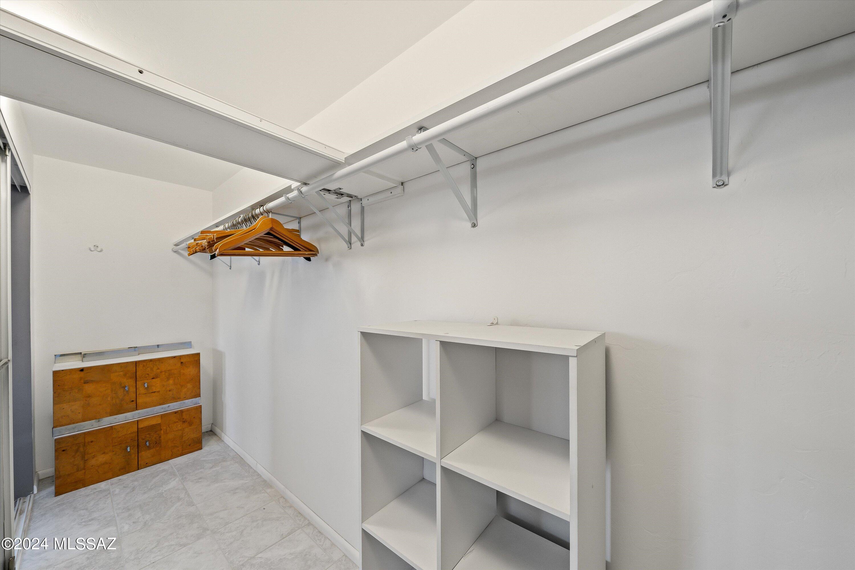 913 N Two O'clock Hill Road