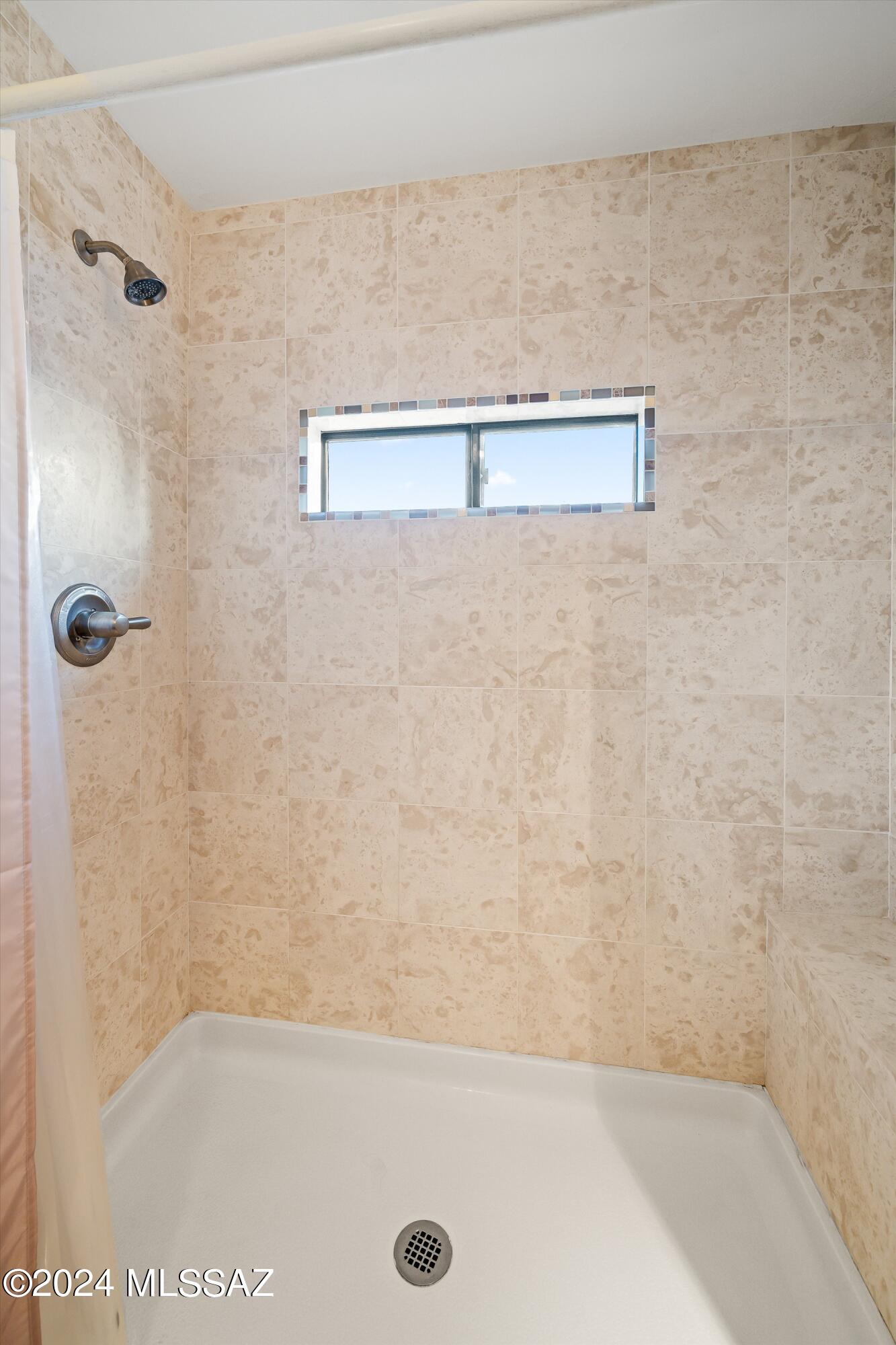 913 N Two O'clock Hill Road