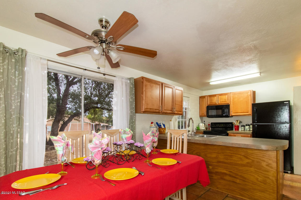 610 N Redbud Place