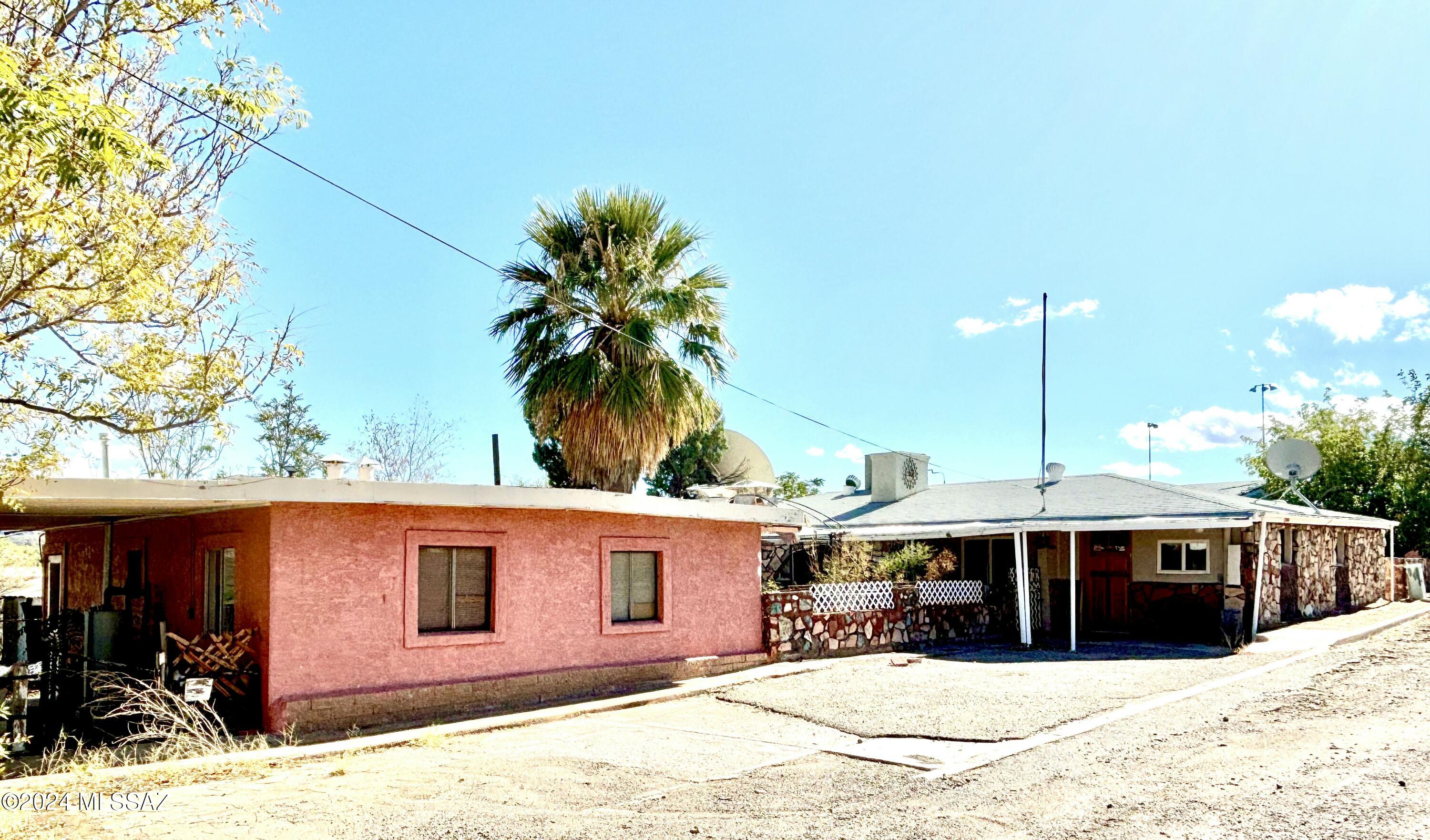 103 S Verdugo Pl & 110 E Copper St