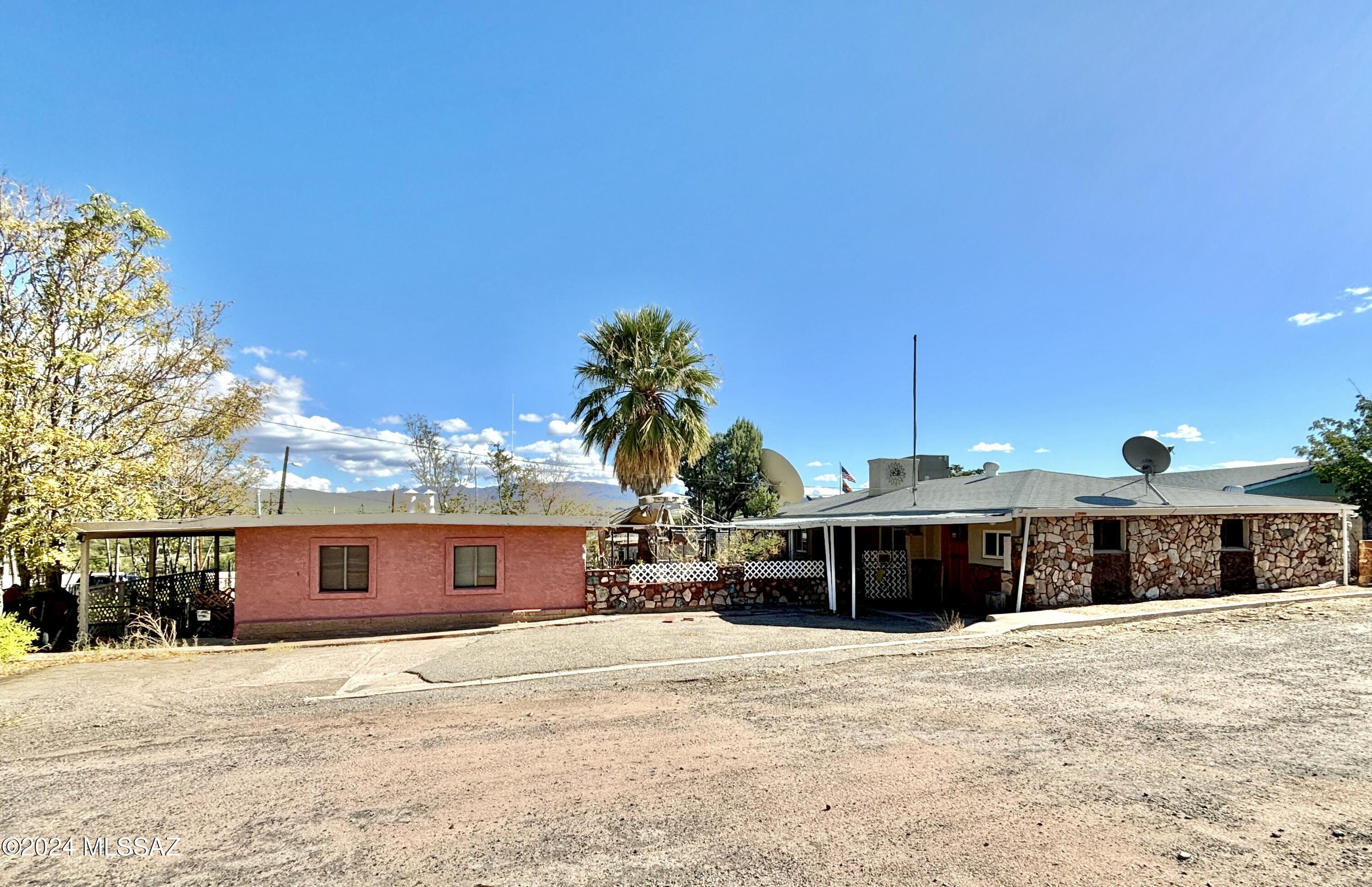 103 S Verdugo Pl & 110 E Copper St