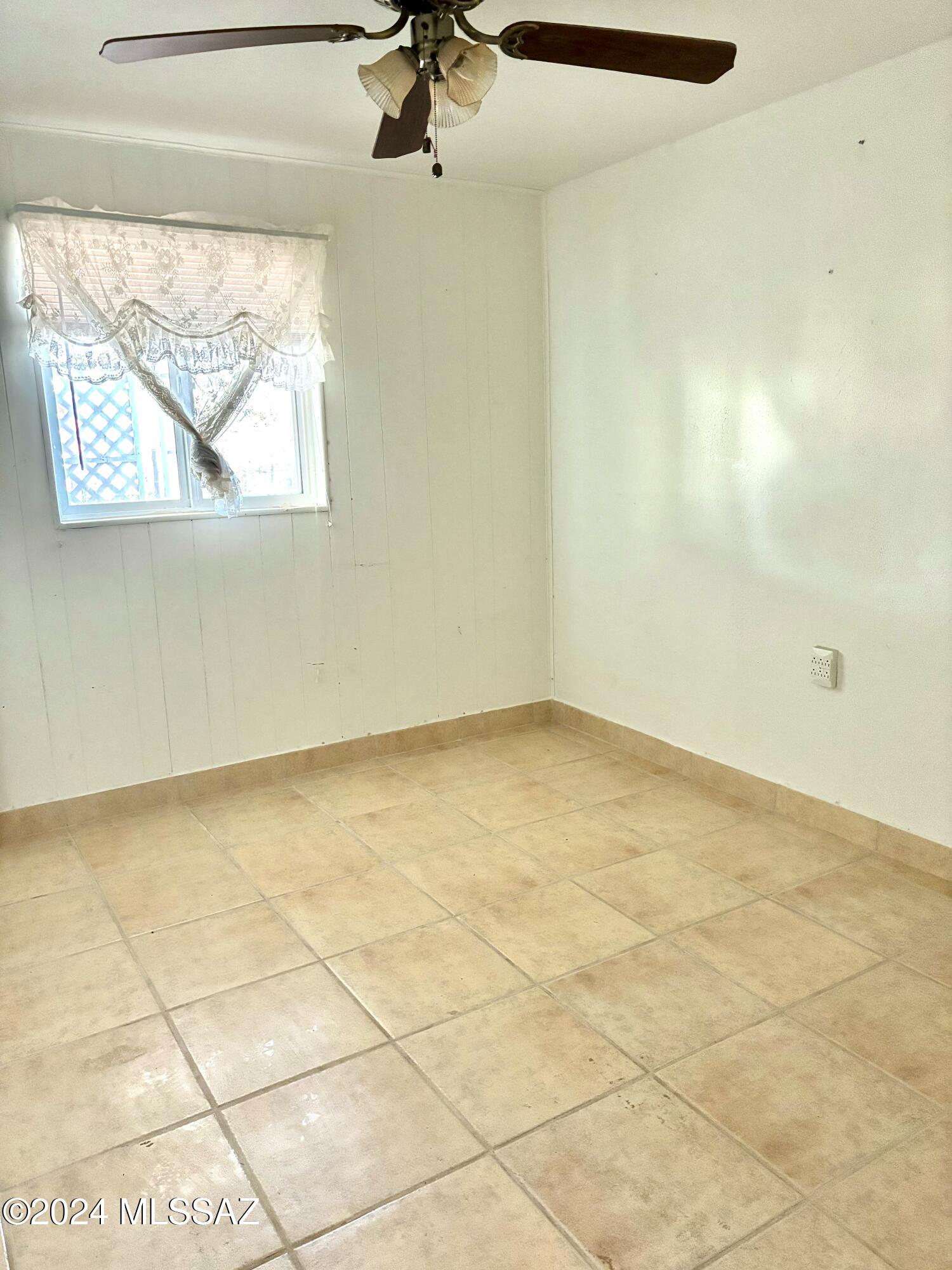 103 S Verdugo Pl & 110 E Copper St