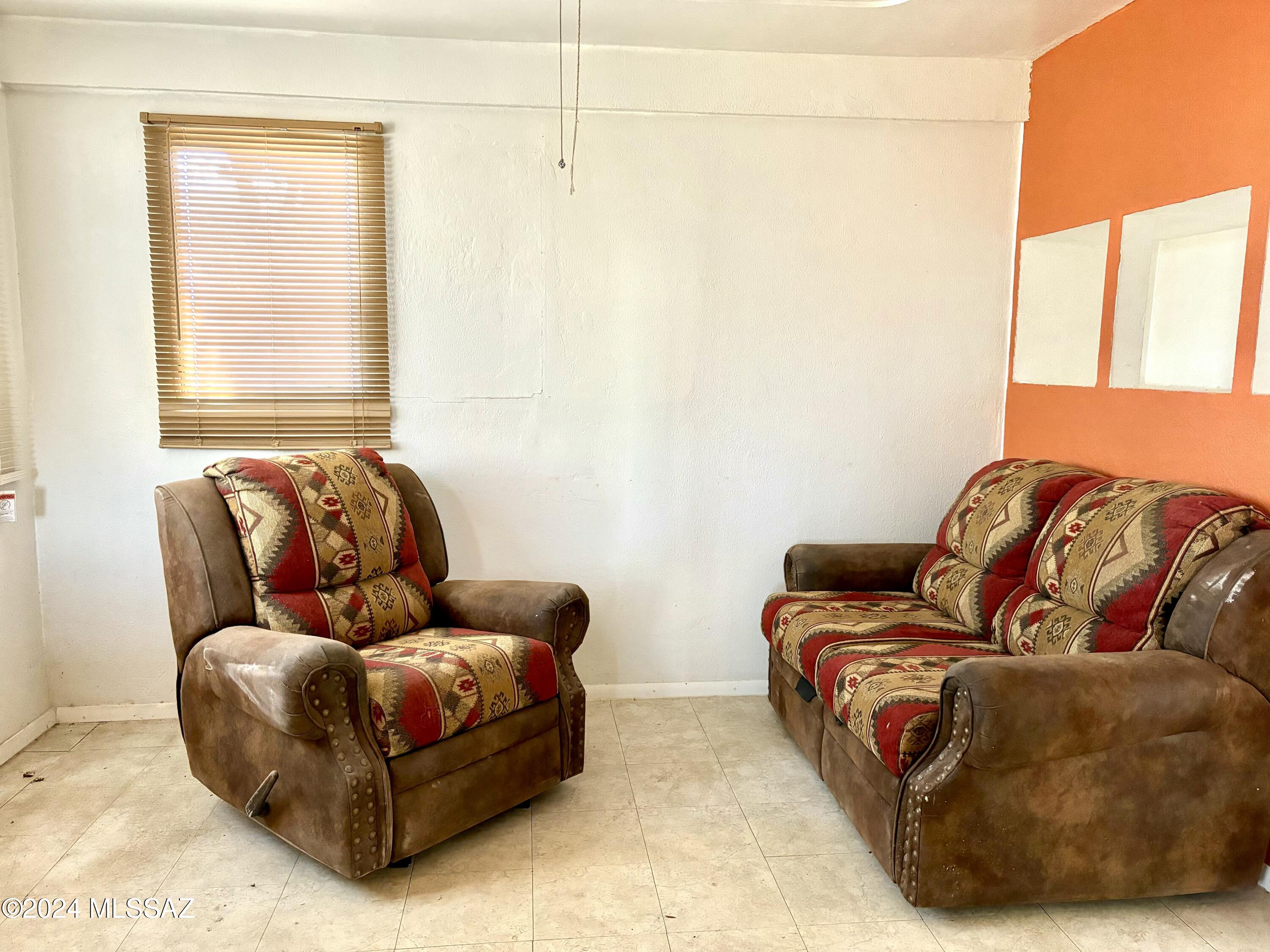 103 S Verdugo Pl & 110 E Copper St