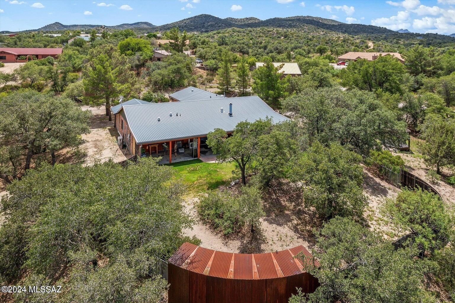 549 N Oak Hills Place