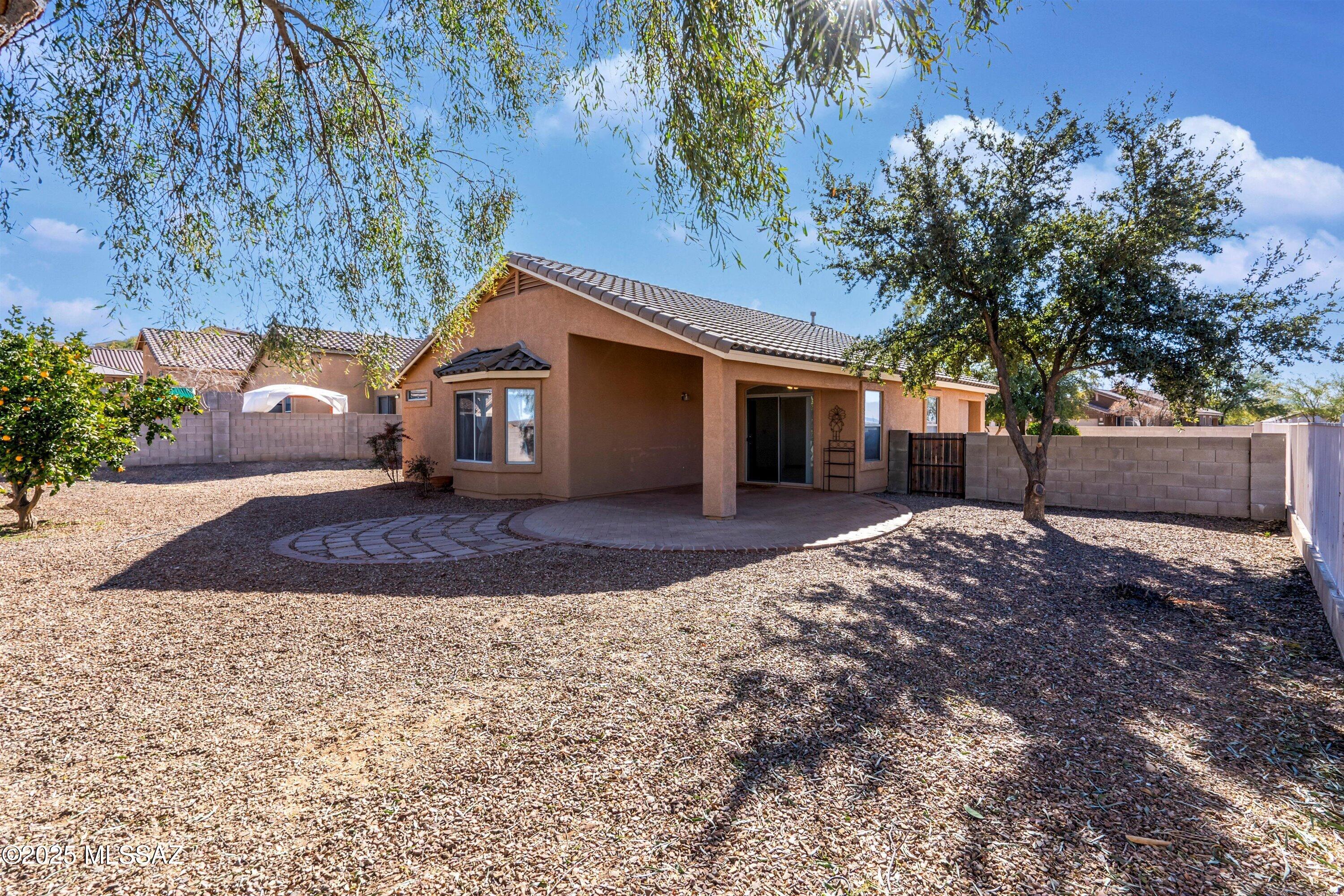 60316 E Old Spur Place