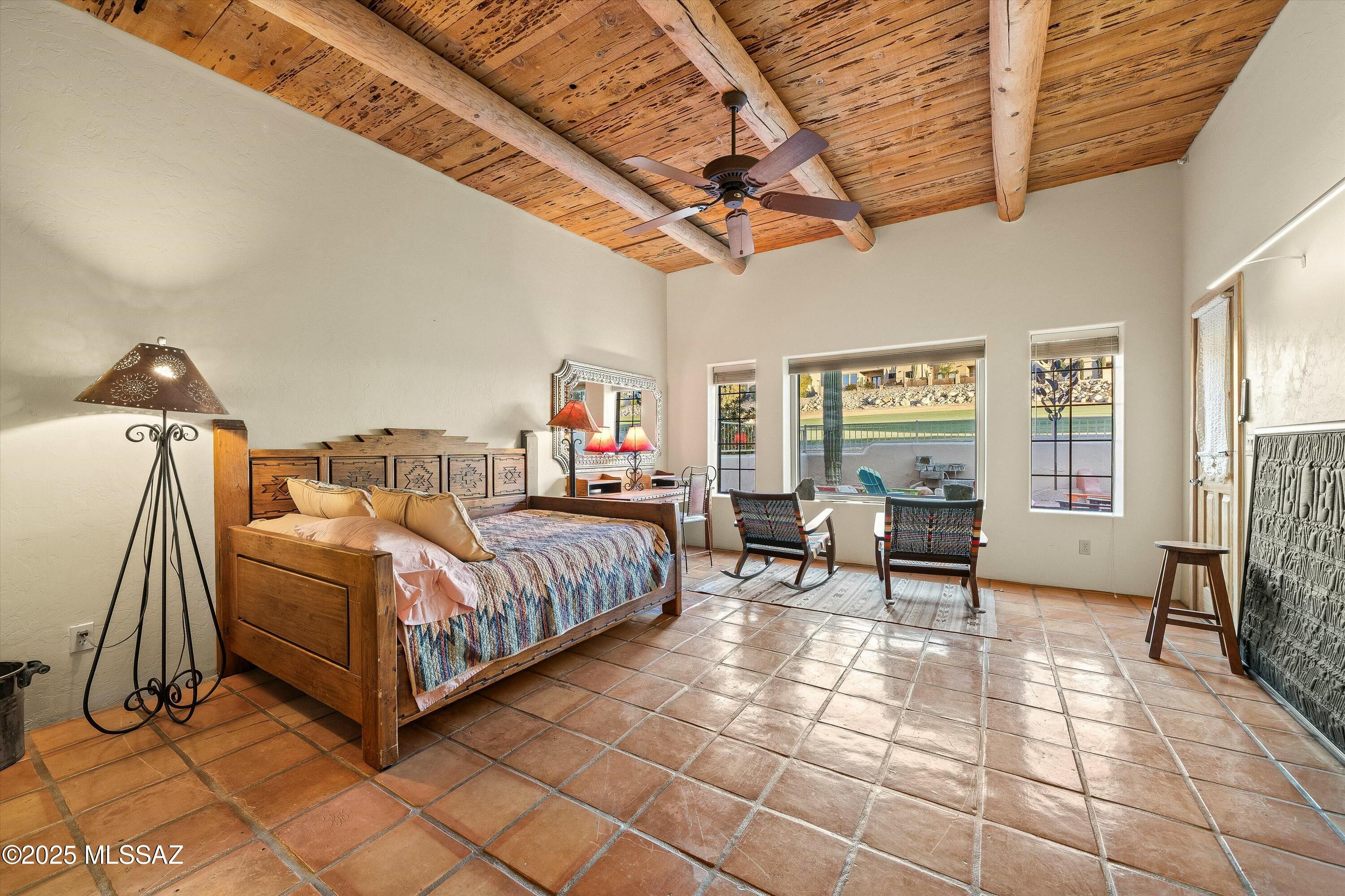 9868 N Ridge Shadow Place