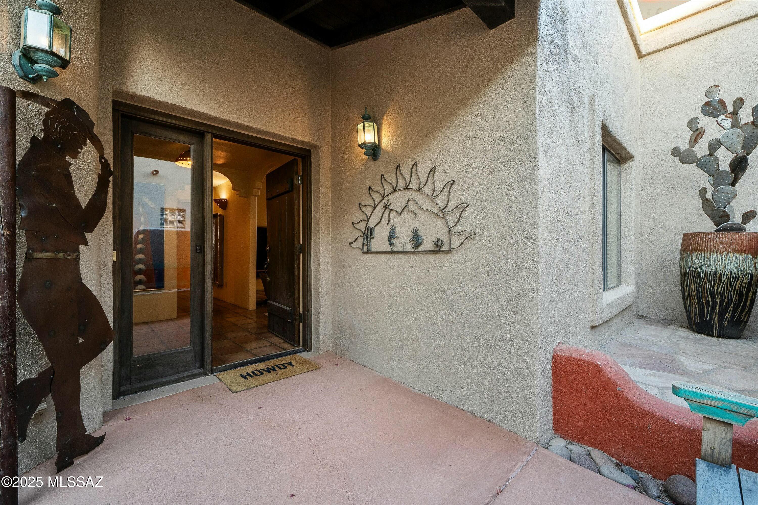 9868 N Ridge Shadow Place