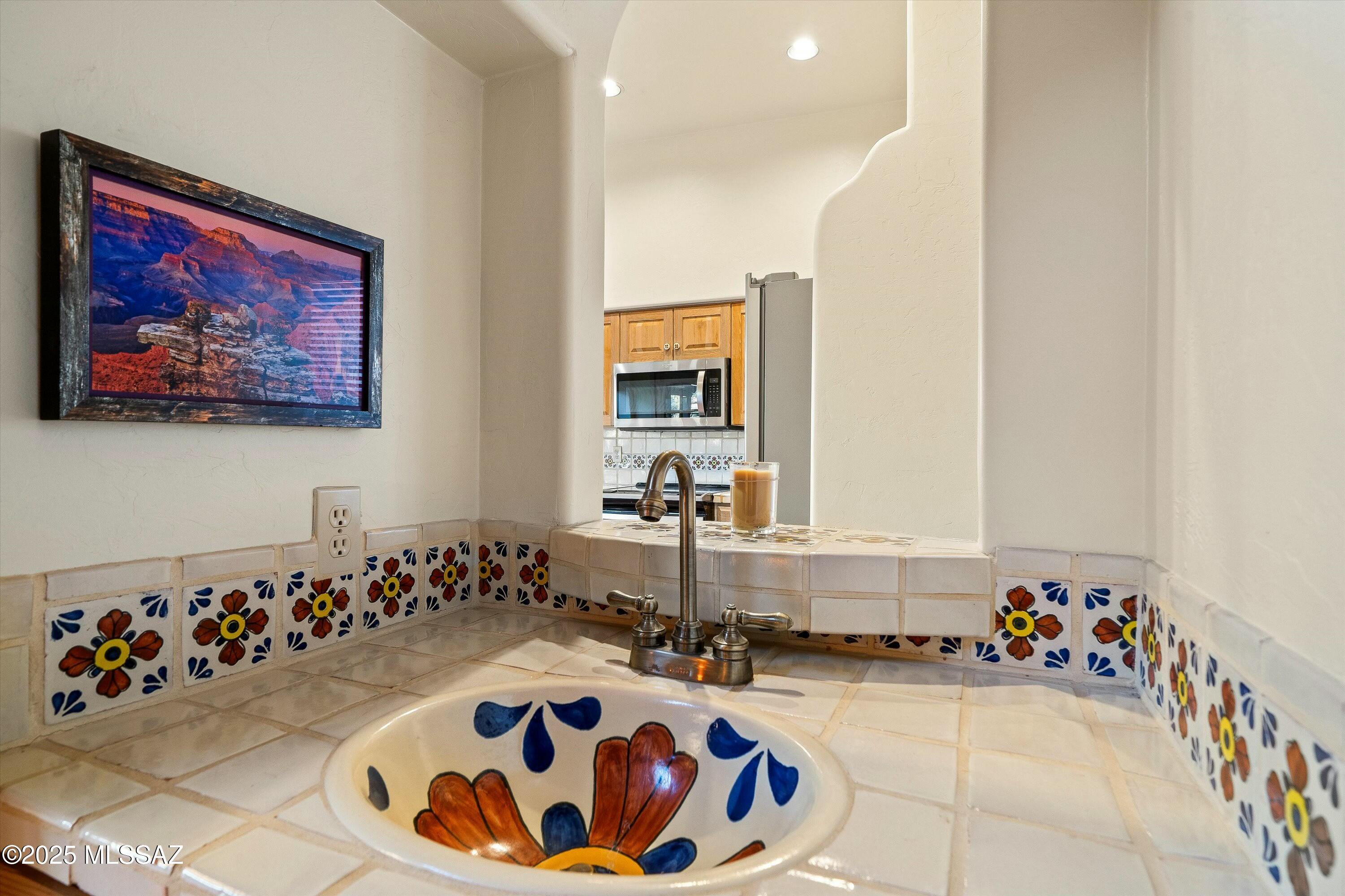 9868 N Ridge Shadow Place