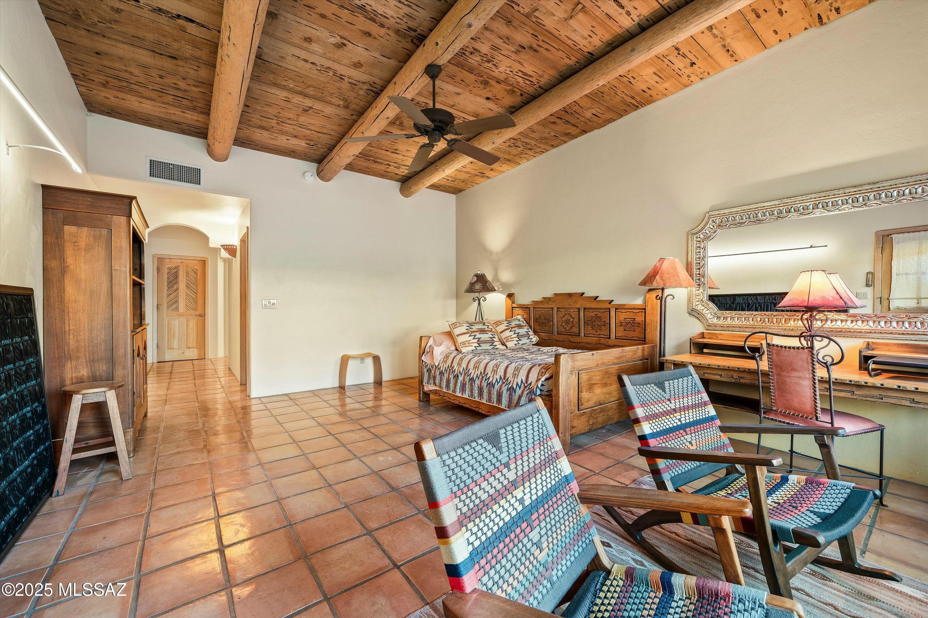 9868 N Ridge Shadow Place