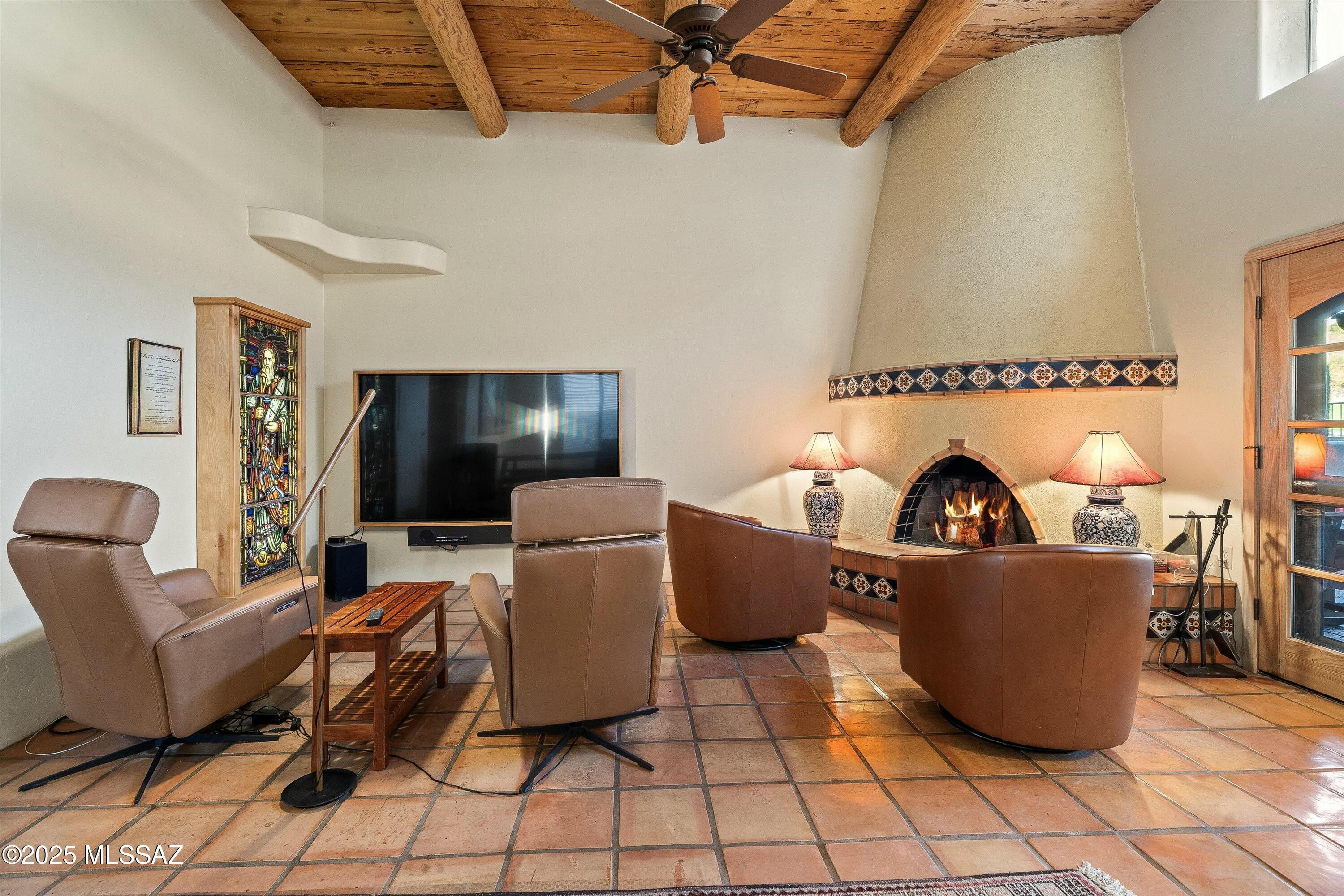 9868 N Ridge Shadow Place