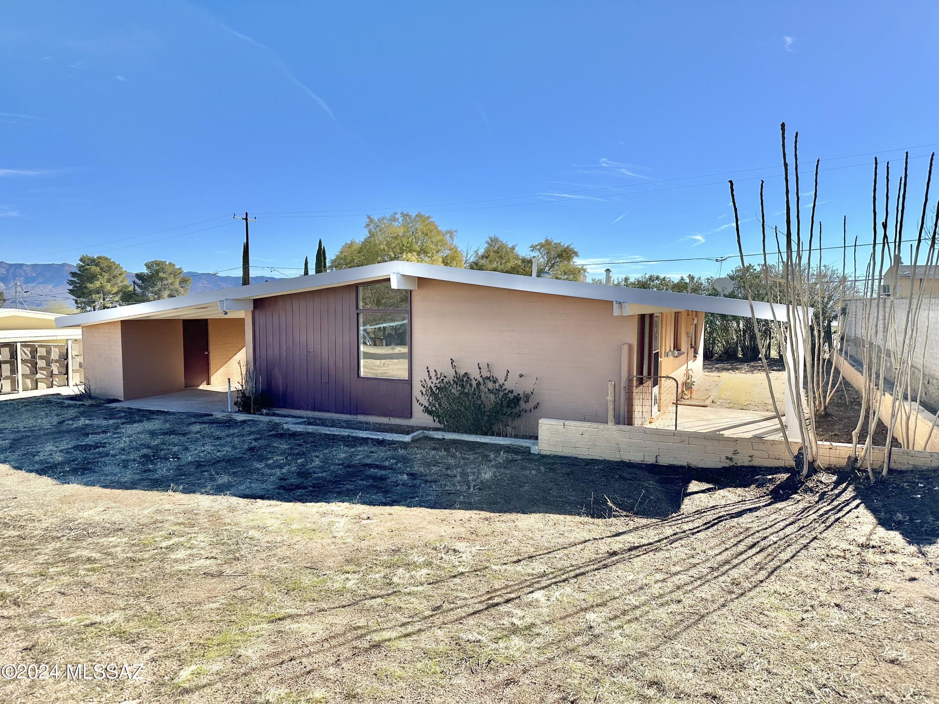 631 W Webb Drive