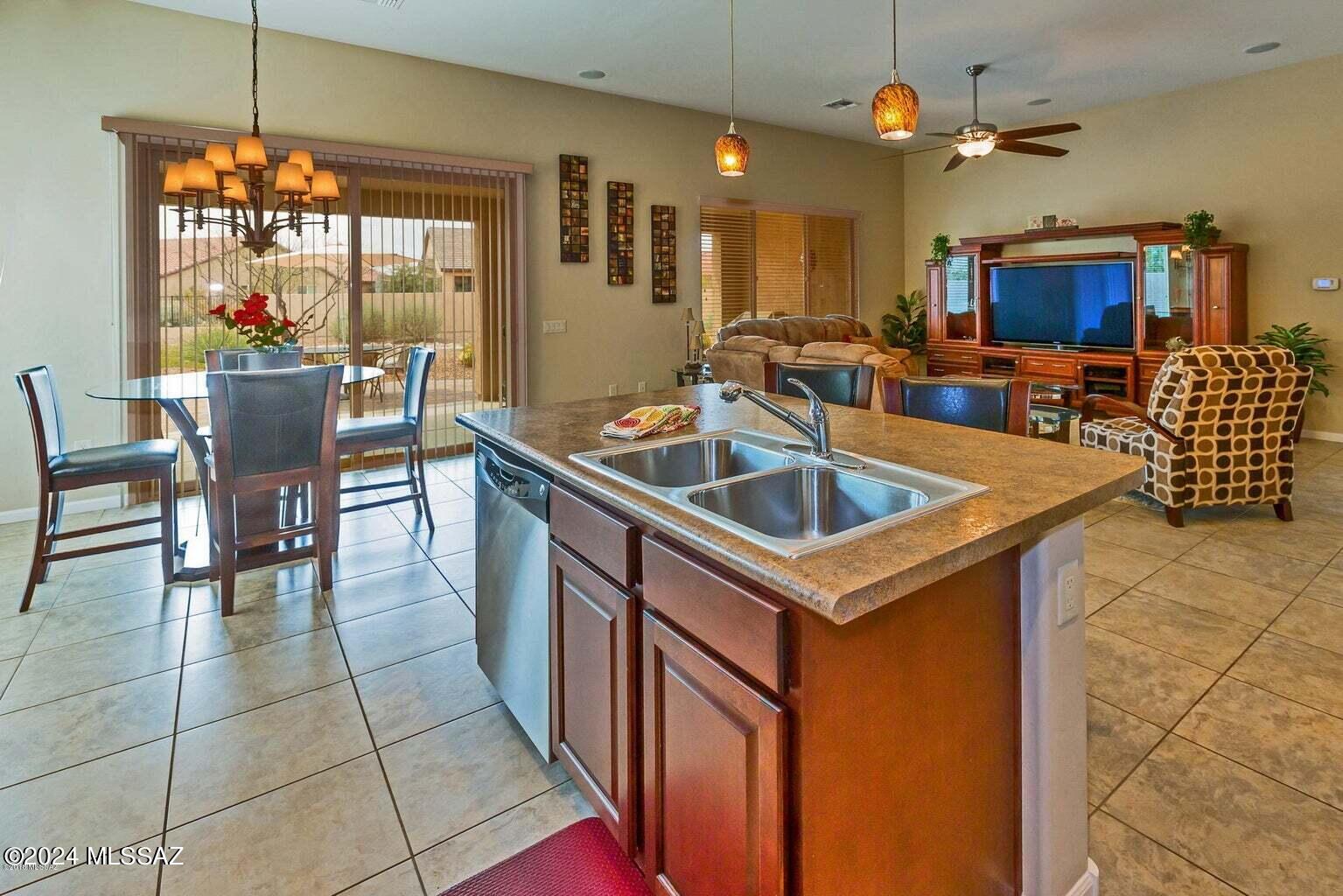 60065 E Arroyo Vista Drive