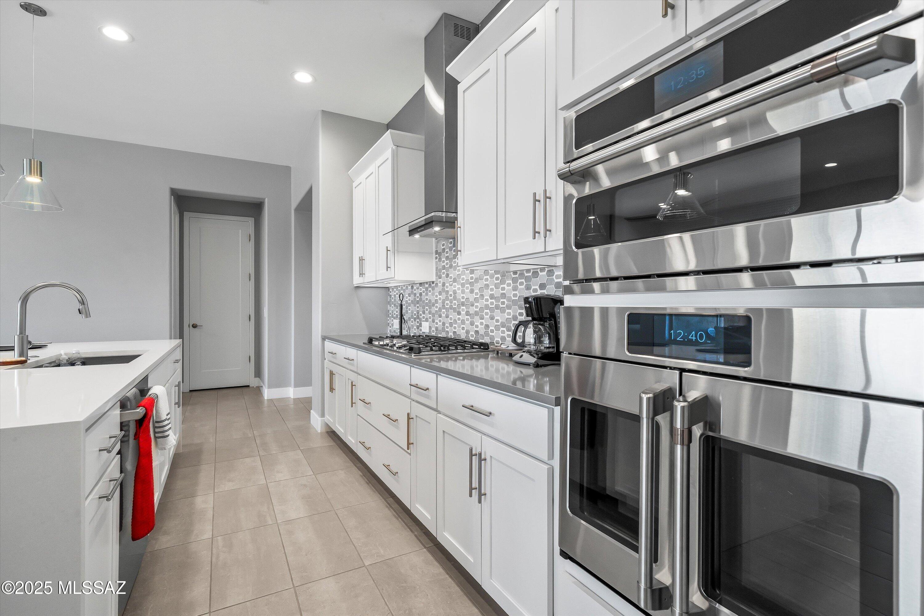 30668 S Sand Hurst Lane