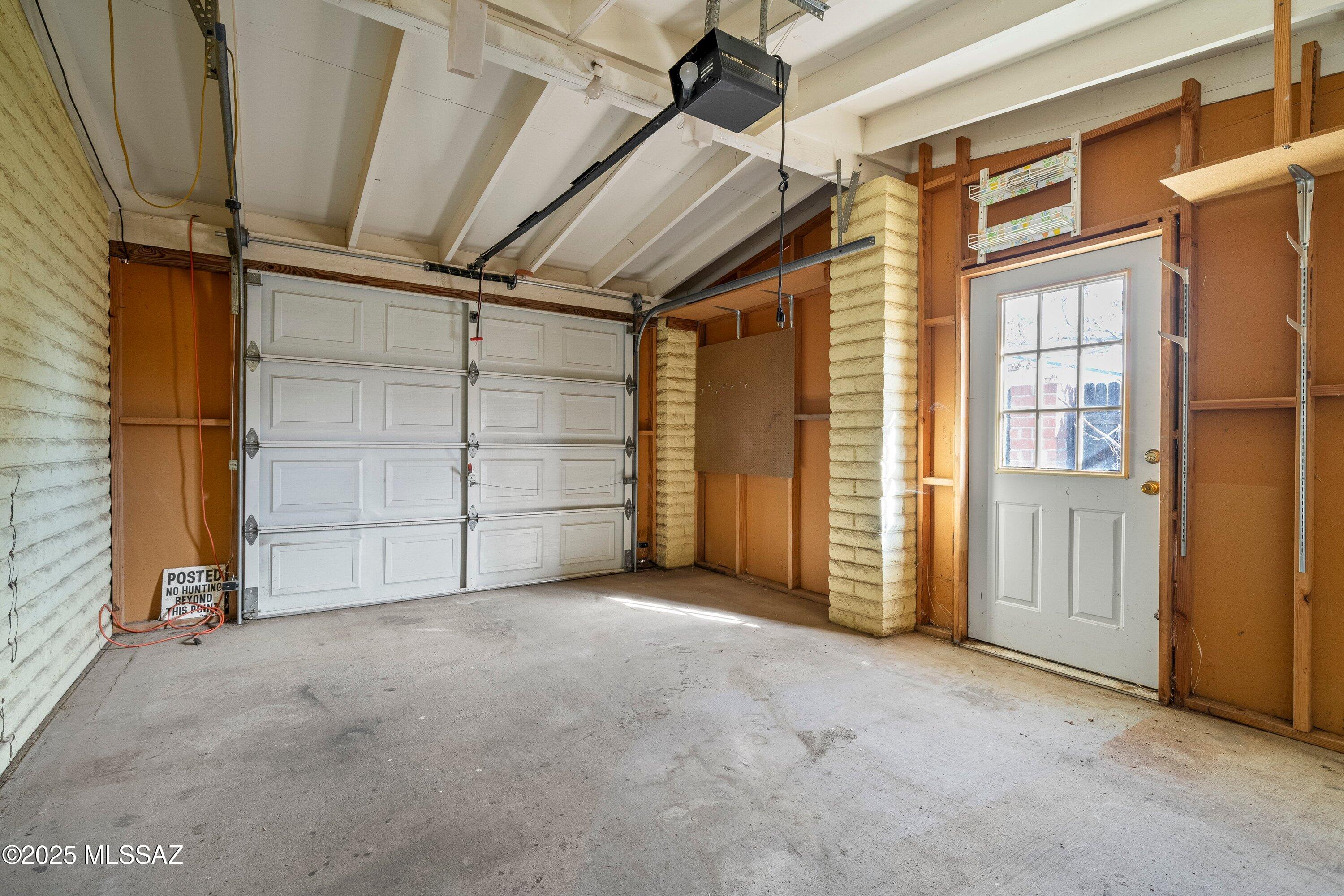102 E Avenue H
