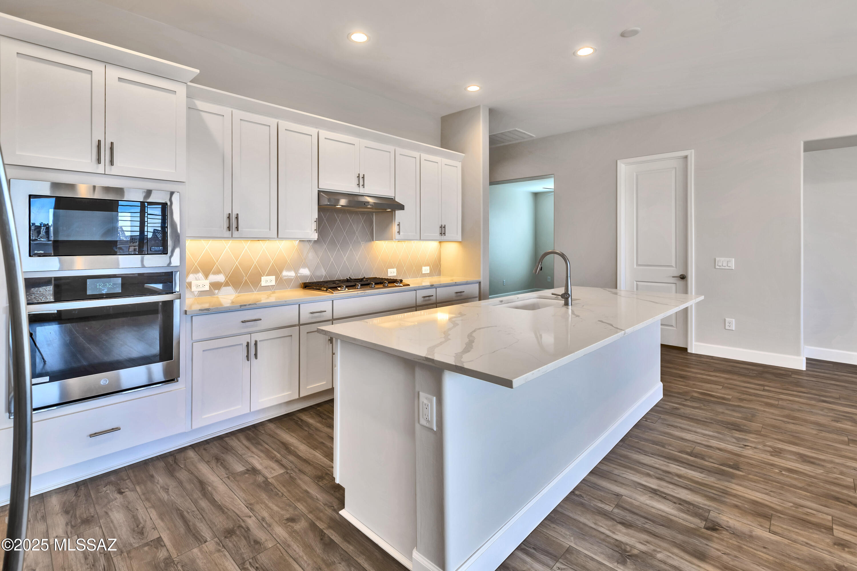 30776 S Sand Hurst Lane