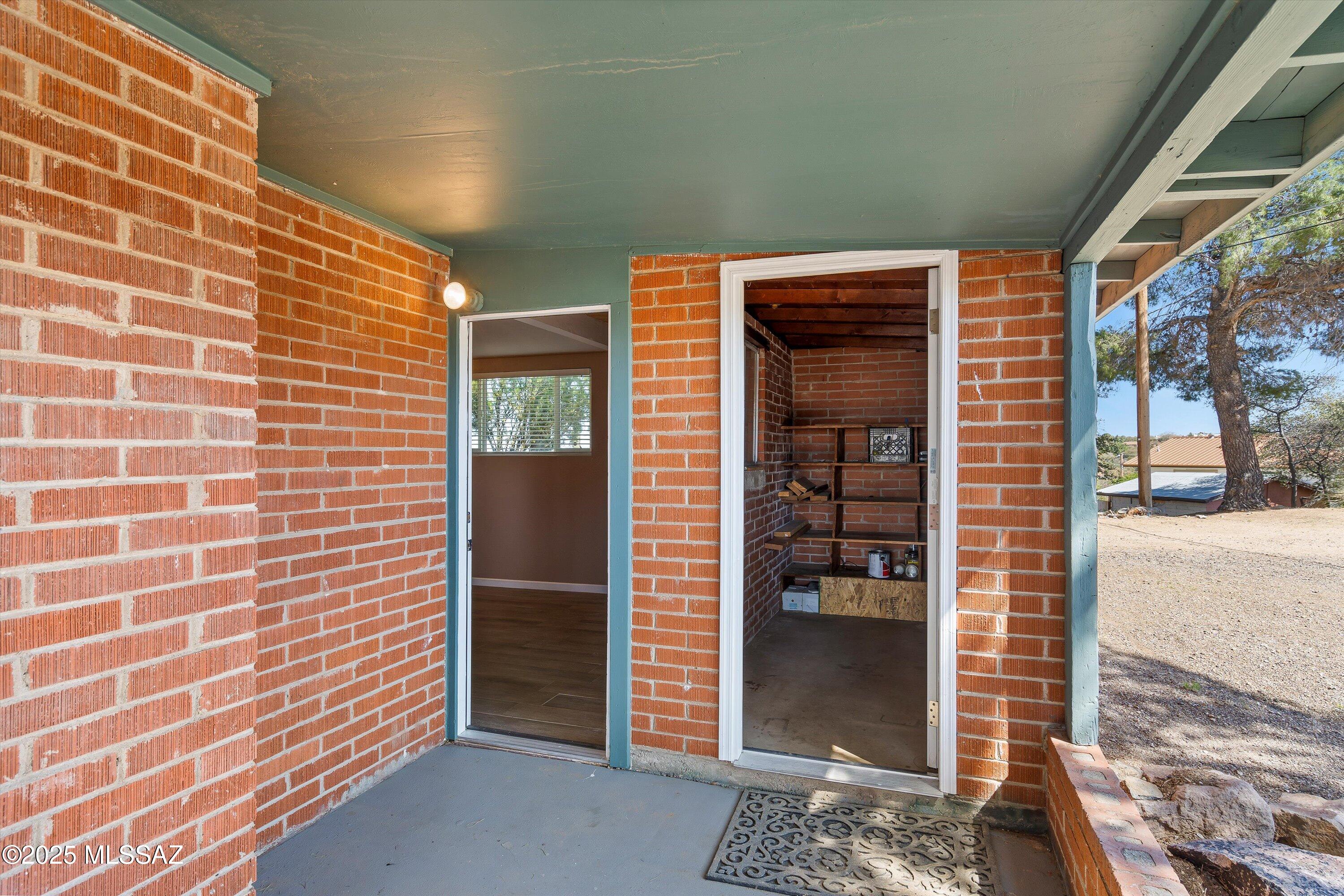 570 N Las Flores Drive