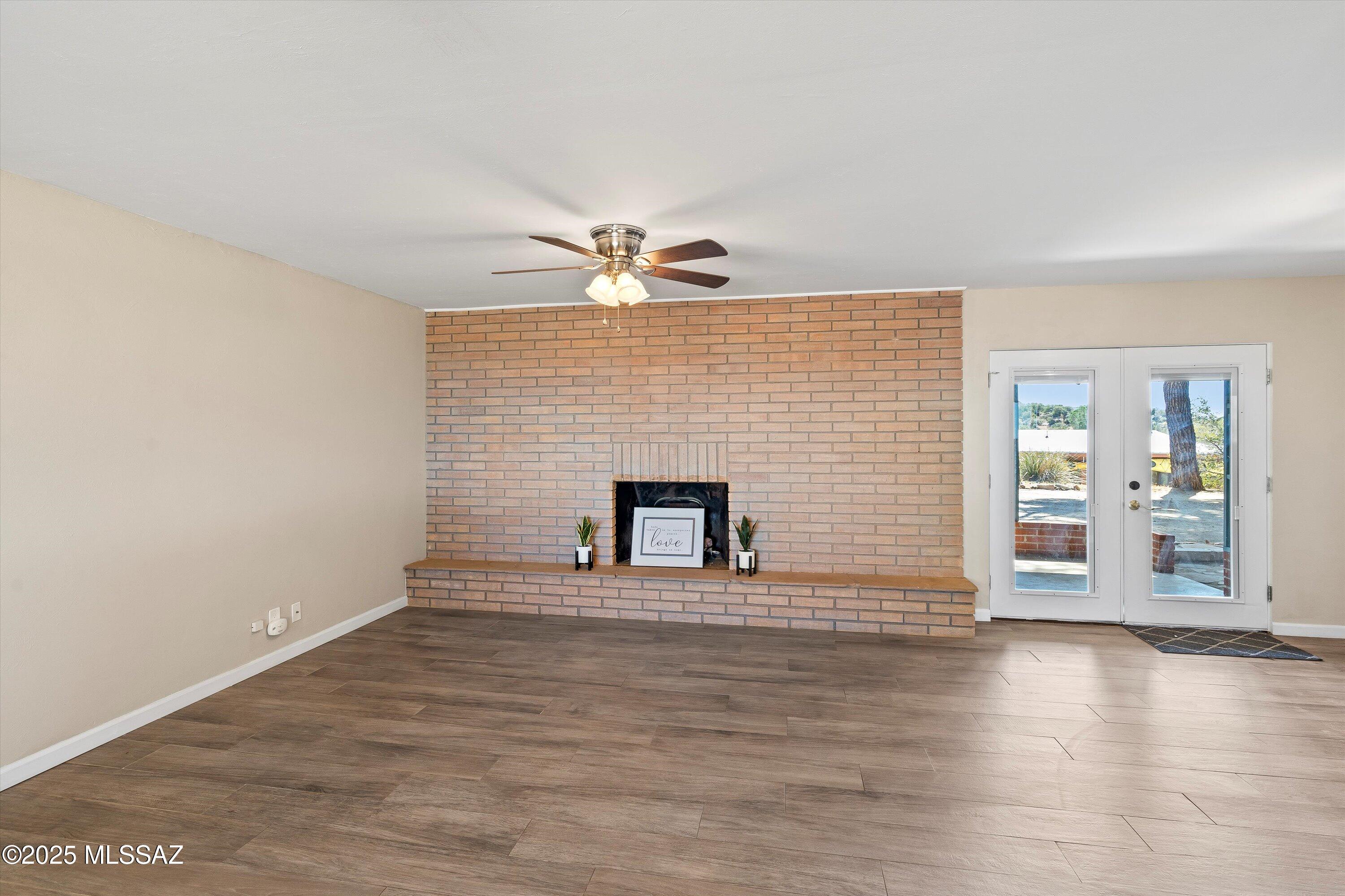 570 N Las Flores Drive