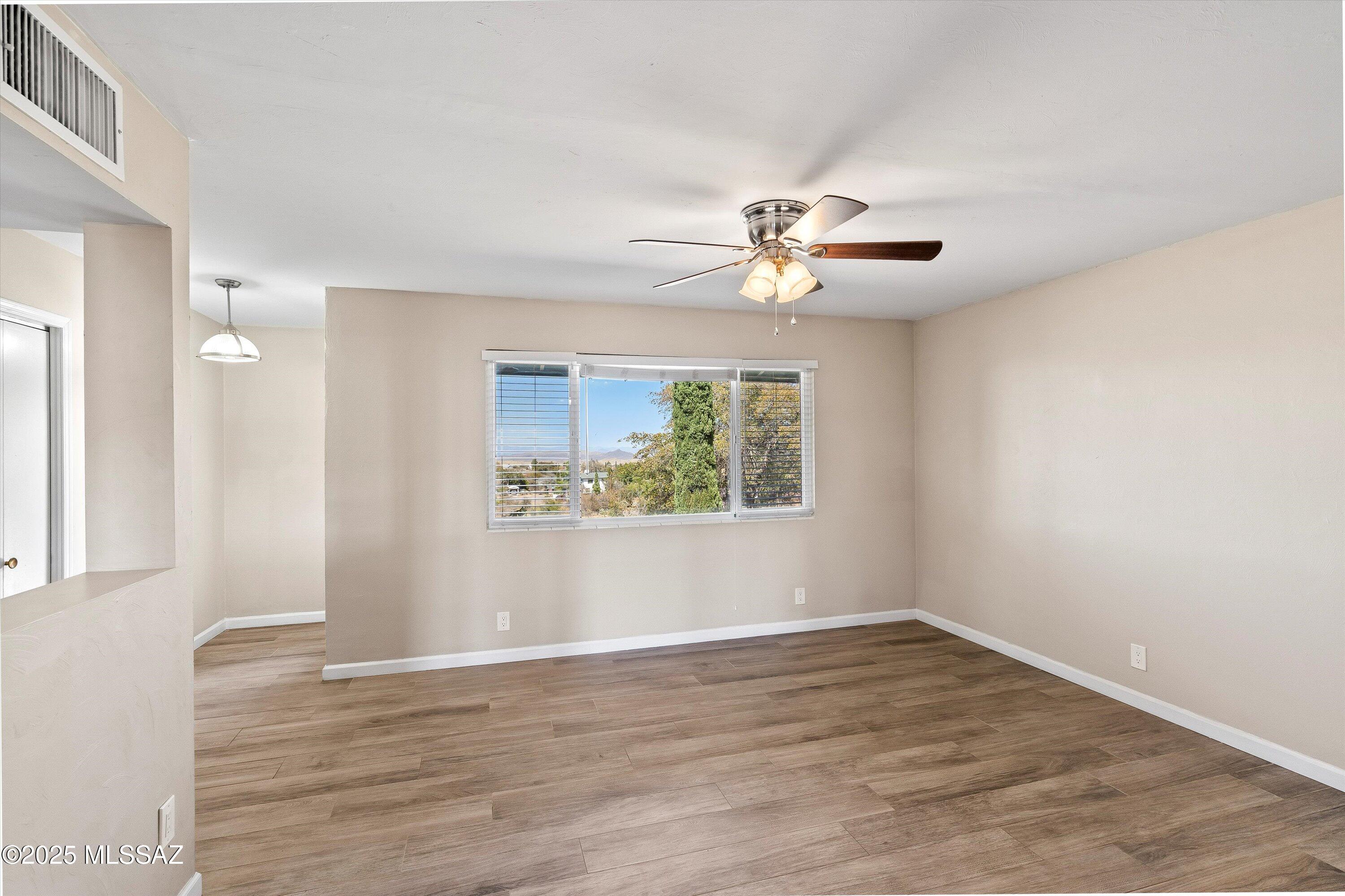 570 N Las Flores Drive