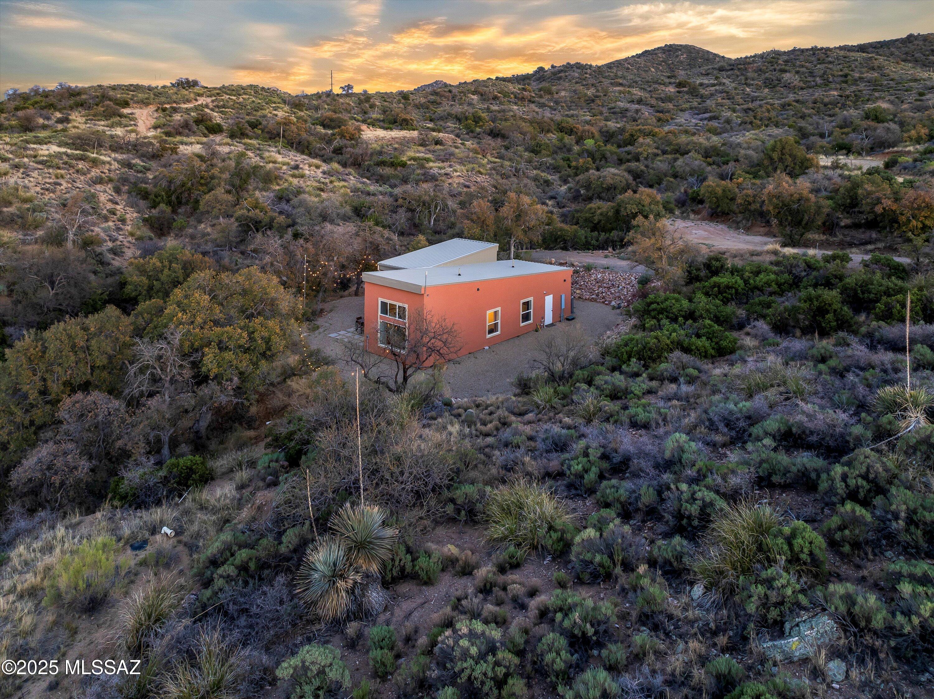 275 W Rochette Road NW