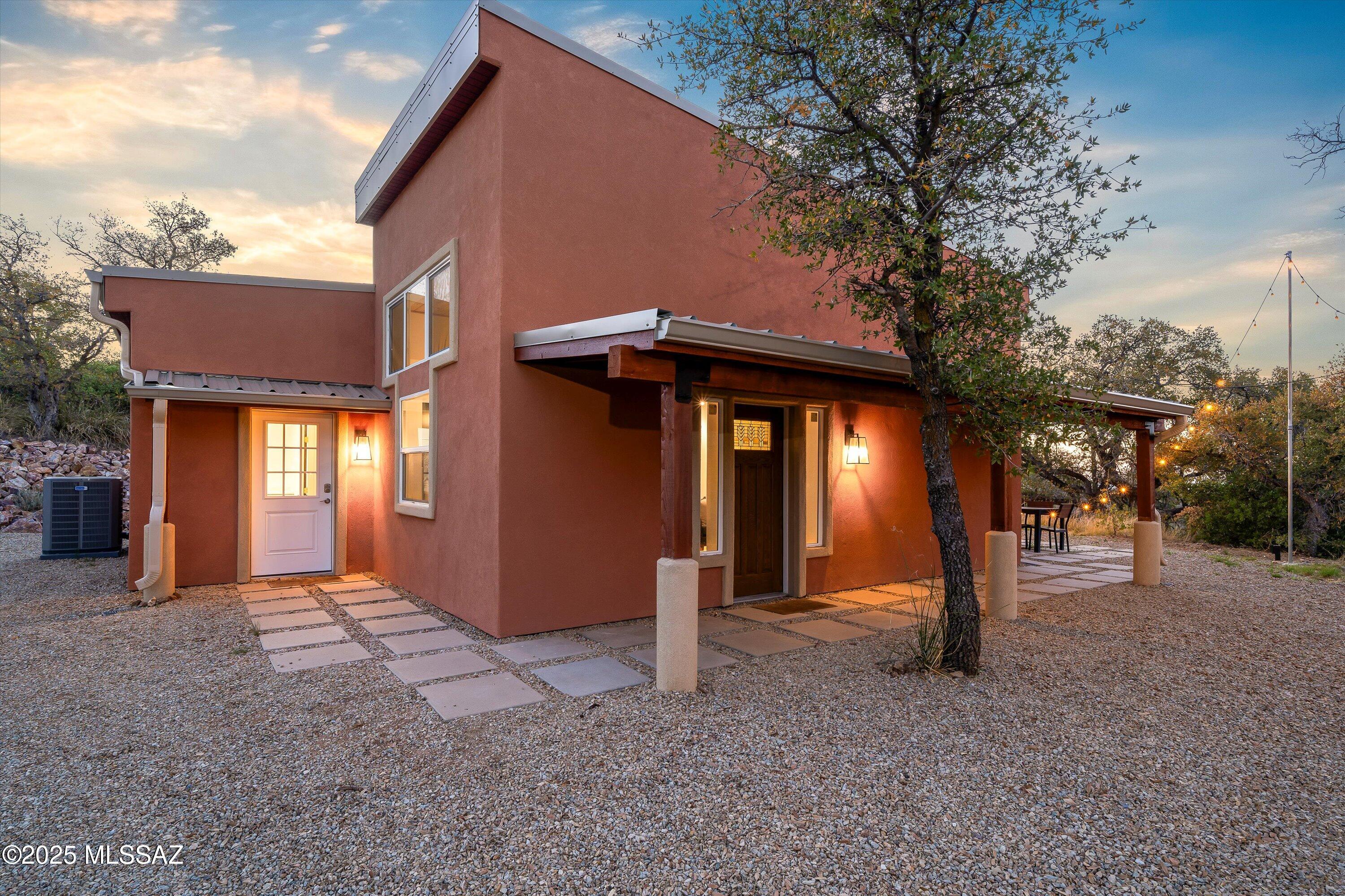 275 W Rochette Road NW