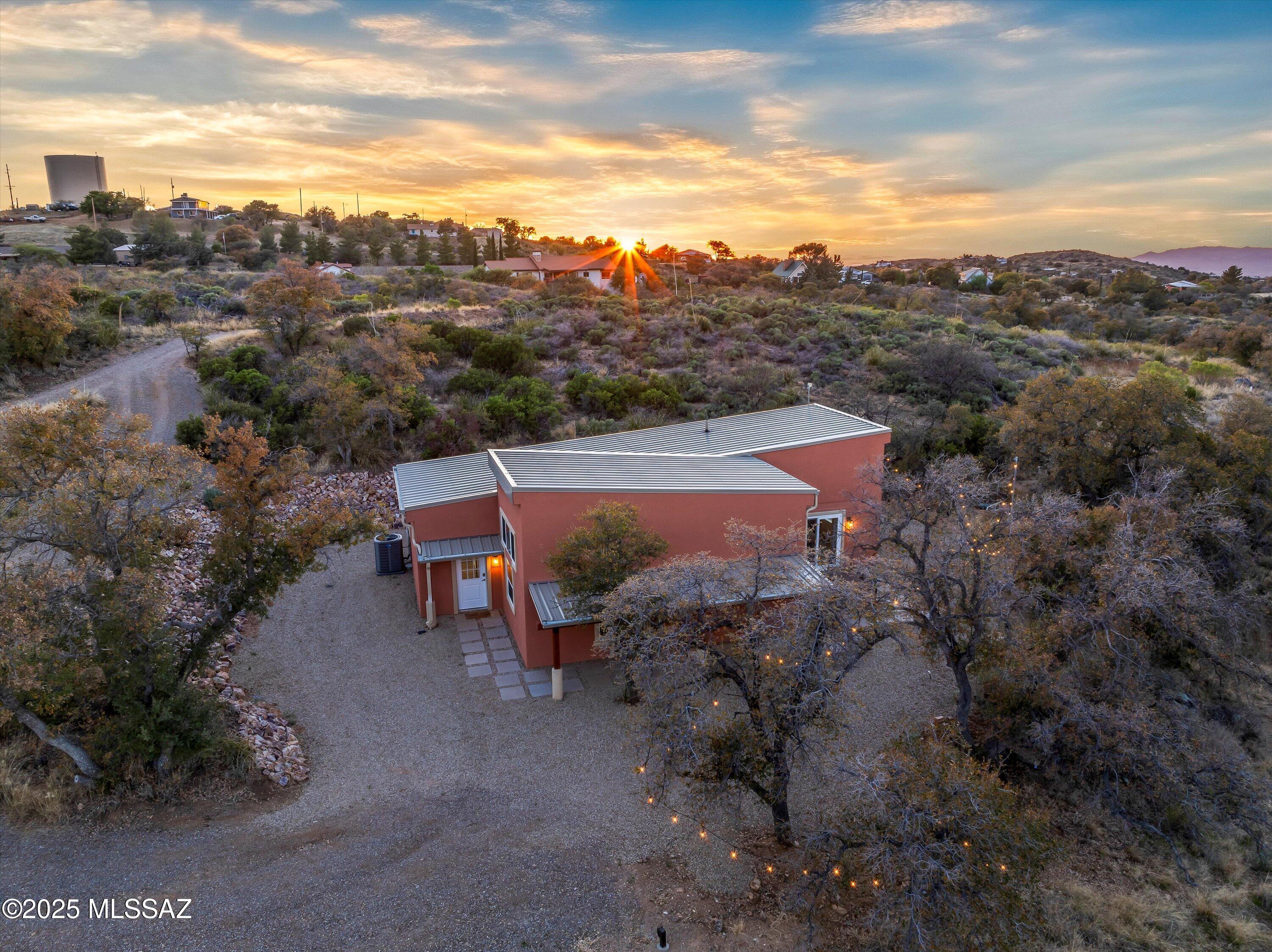 275 W Rochette Road NW