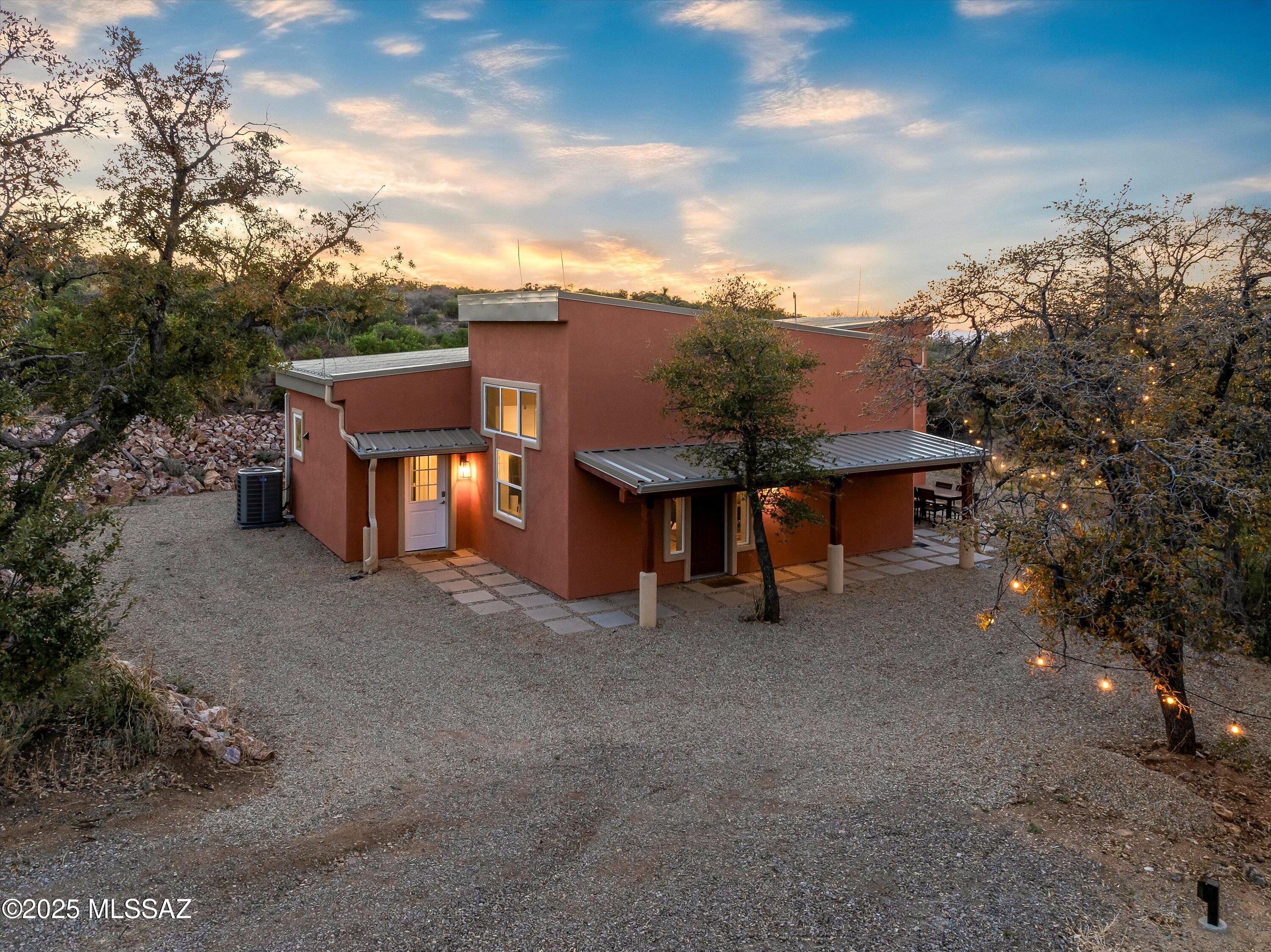 275 W Rochette Road NW