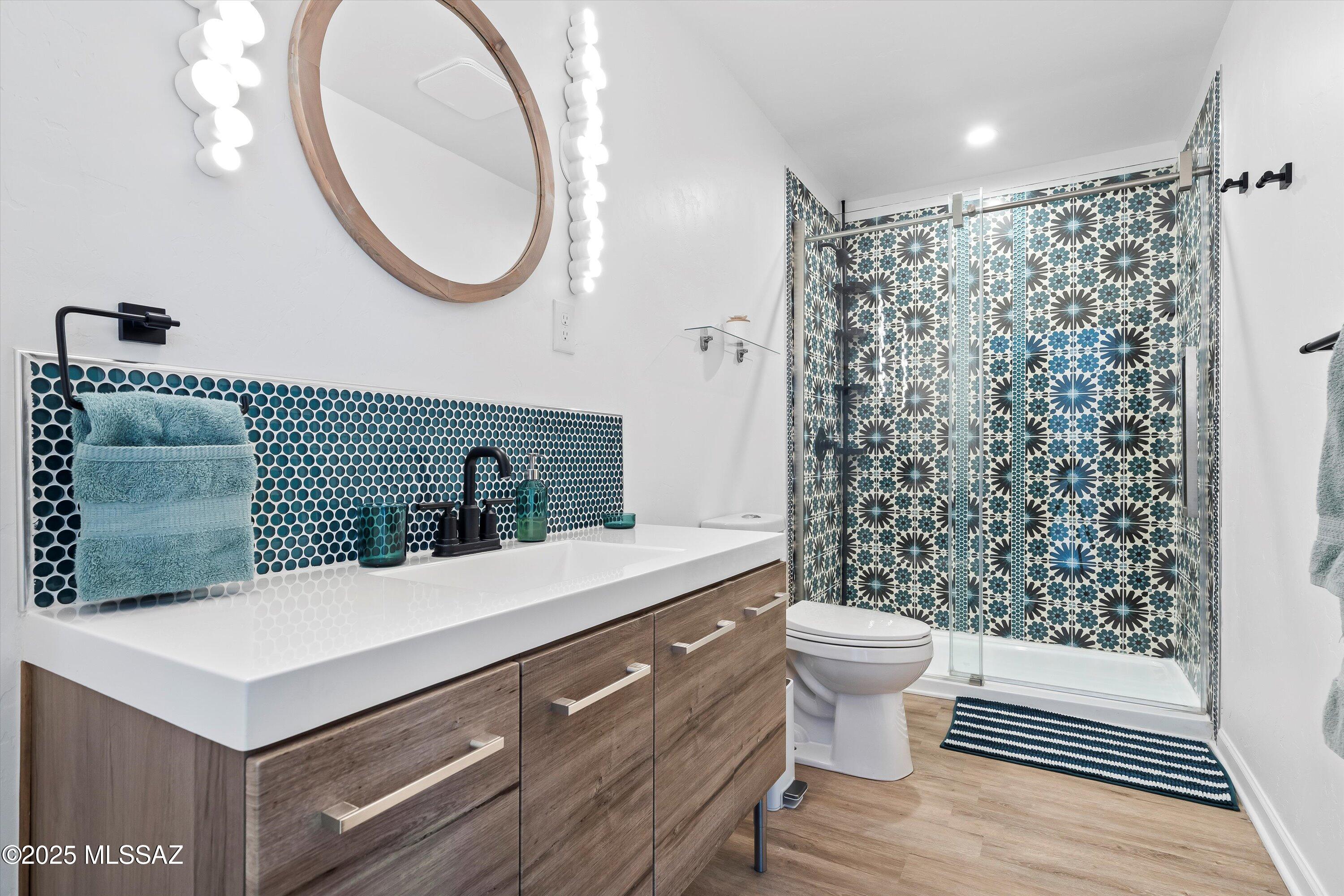 275 W Rochette Road NW