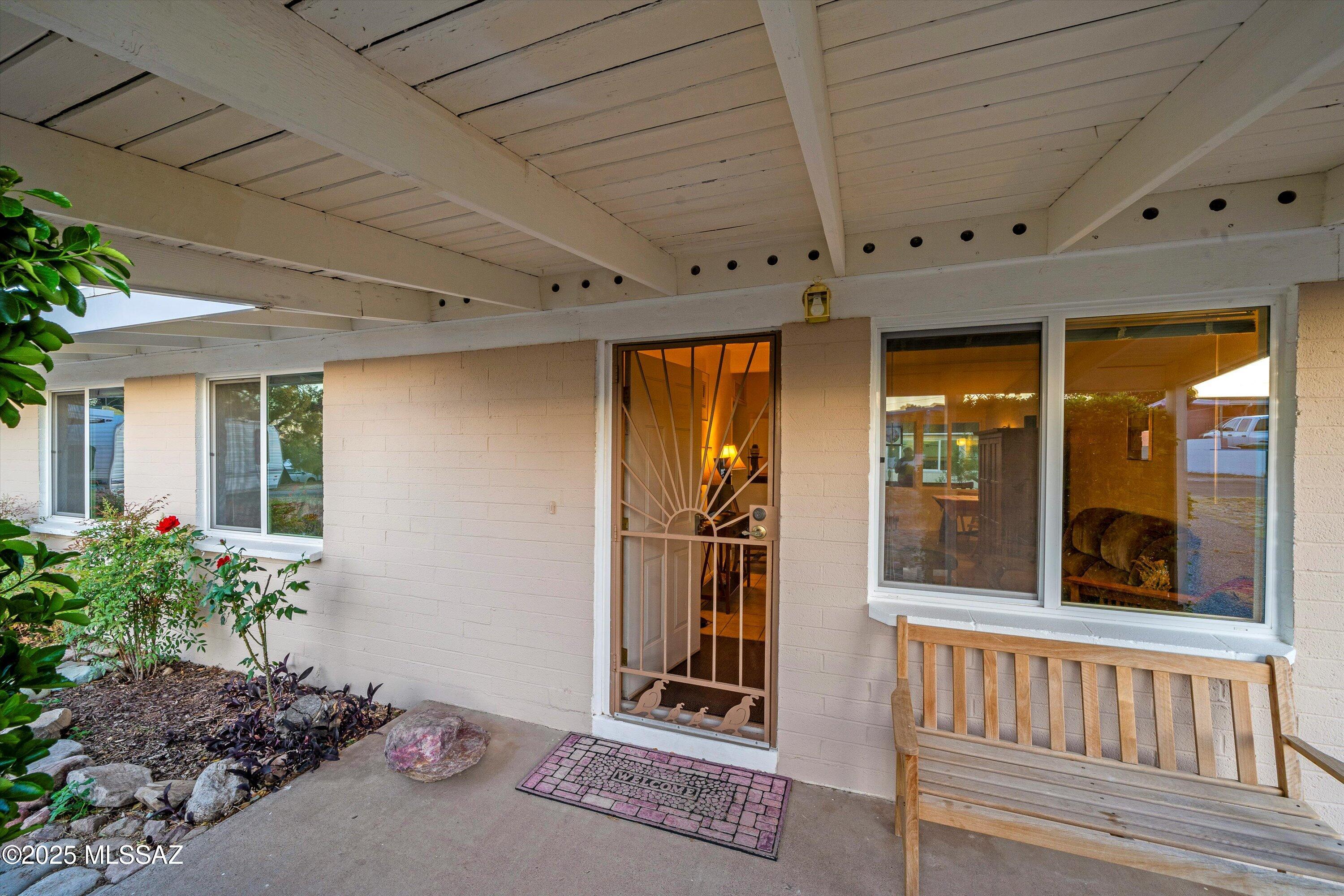 925 W 4th Avenue