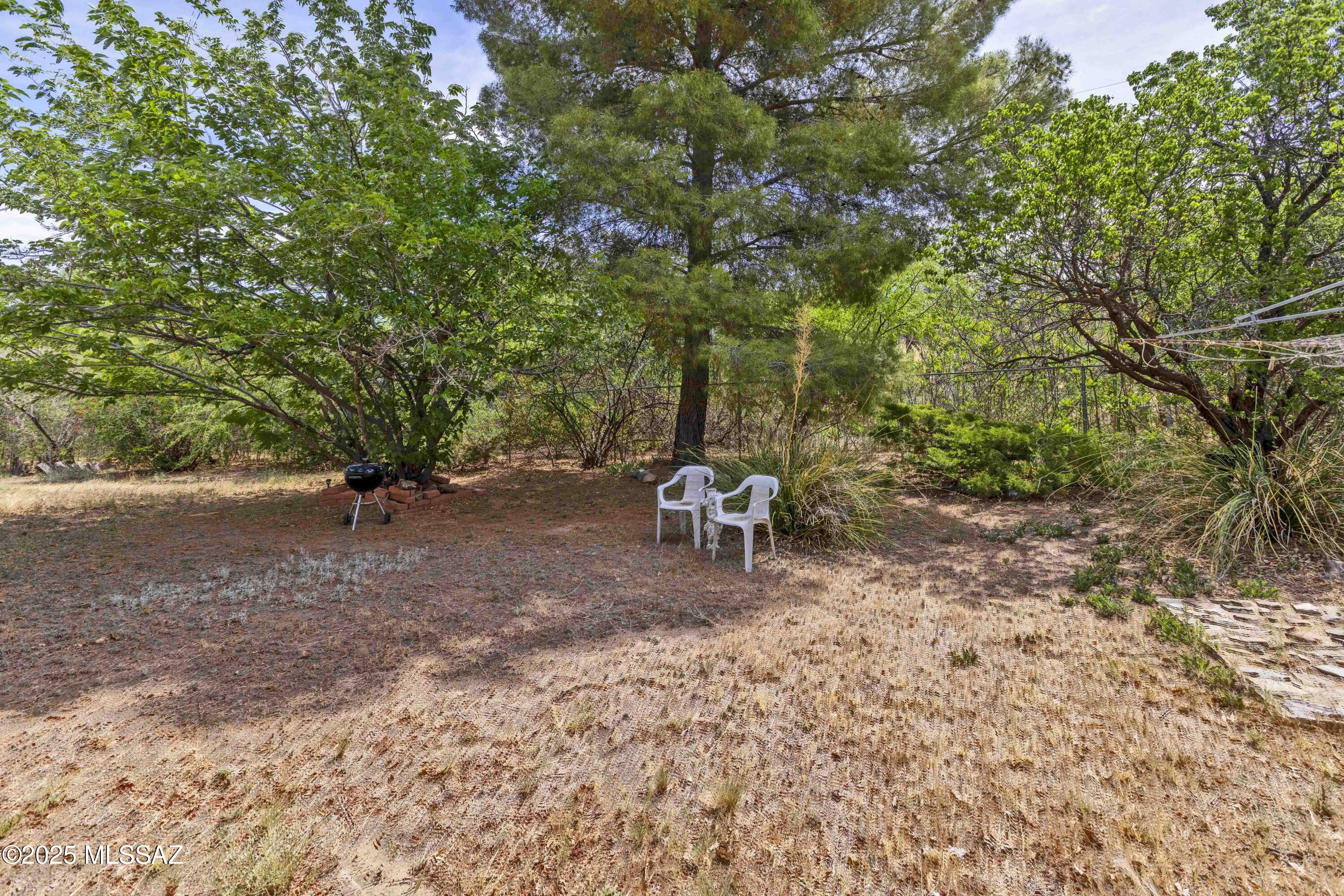575 N Robles Road
