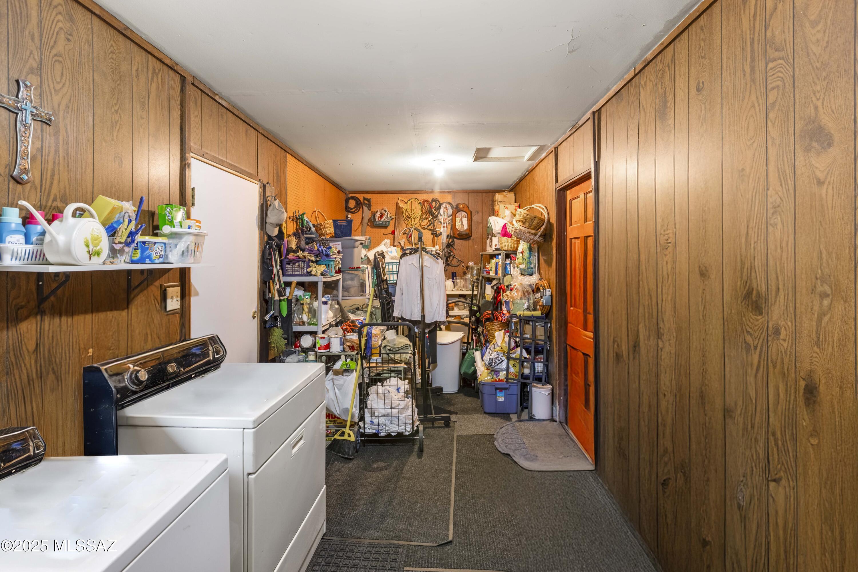 575 N Robles Road