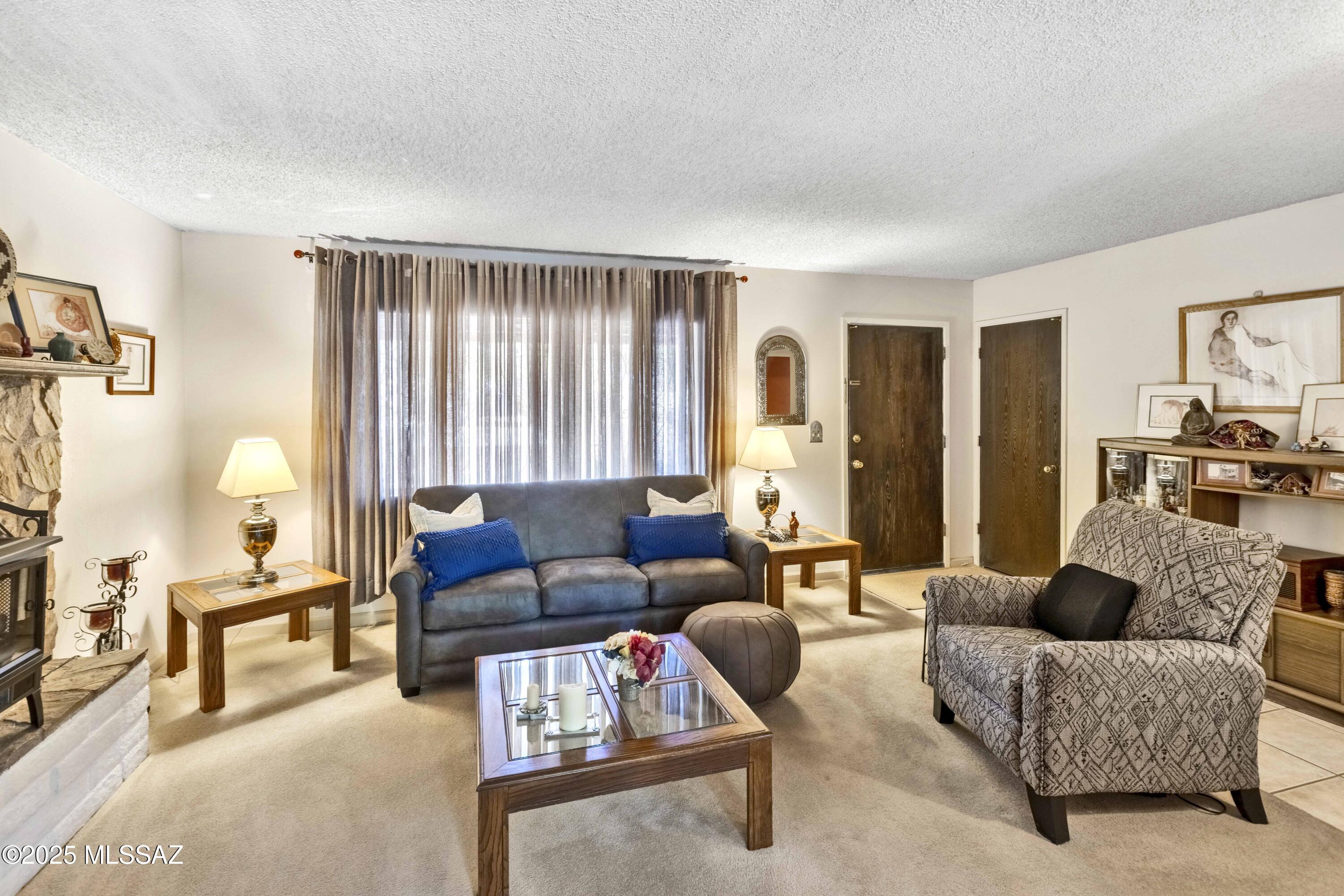 575 N Robles Road
